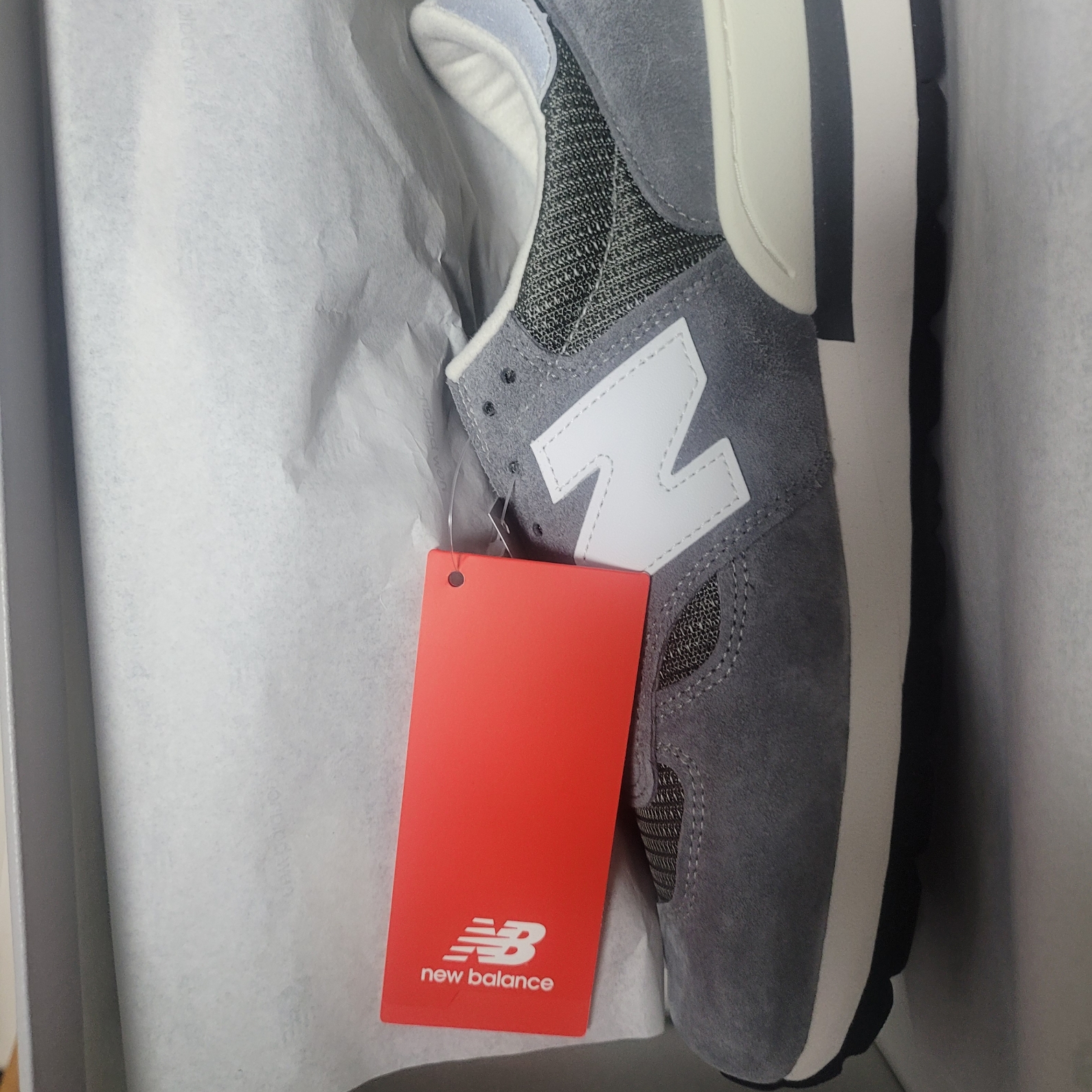 New Balance 990v1 Made in USA Grey White 착용 스타일