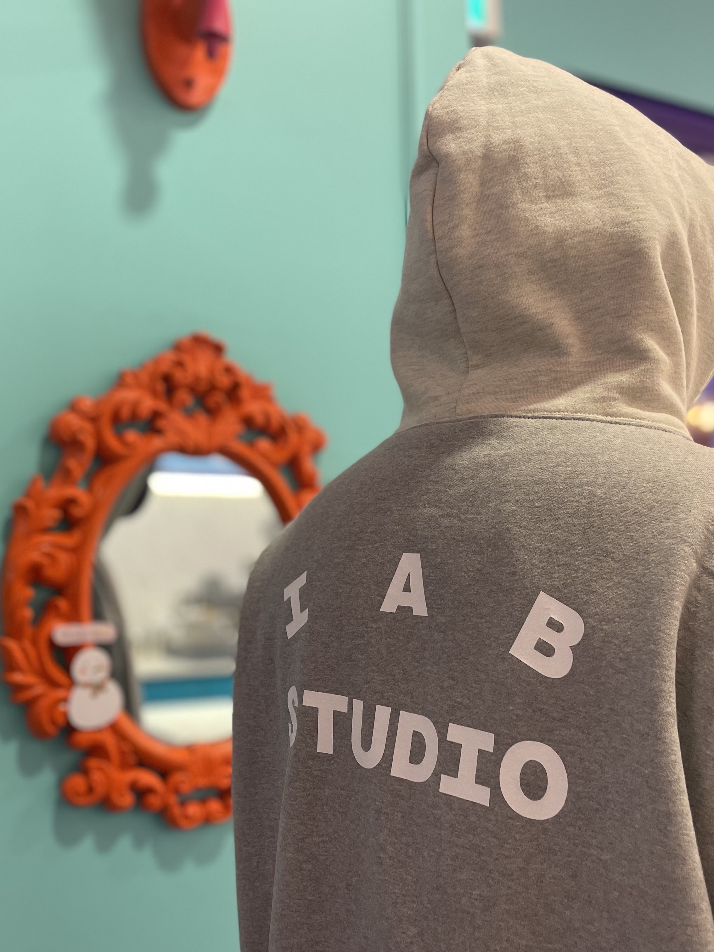 IAB Studio Hoodie Dual Gray, Nike ACG Therma-Fit ADV Lunar Lake Puffer Jacket Black - Asia 착용 스타일 - 1