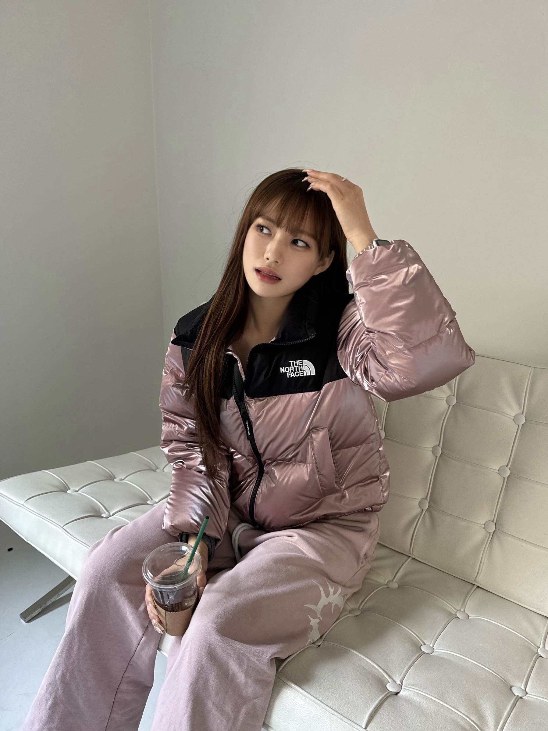 (W) The North Face White Label Novelty Nuptse Down Jacket SE Pink 착용 스타일 - 1