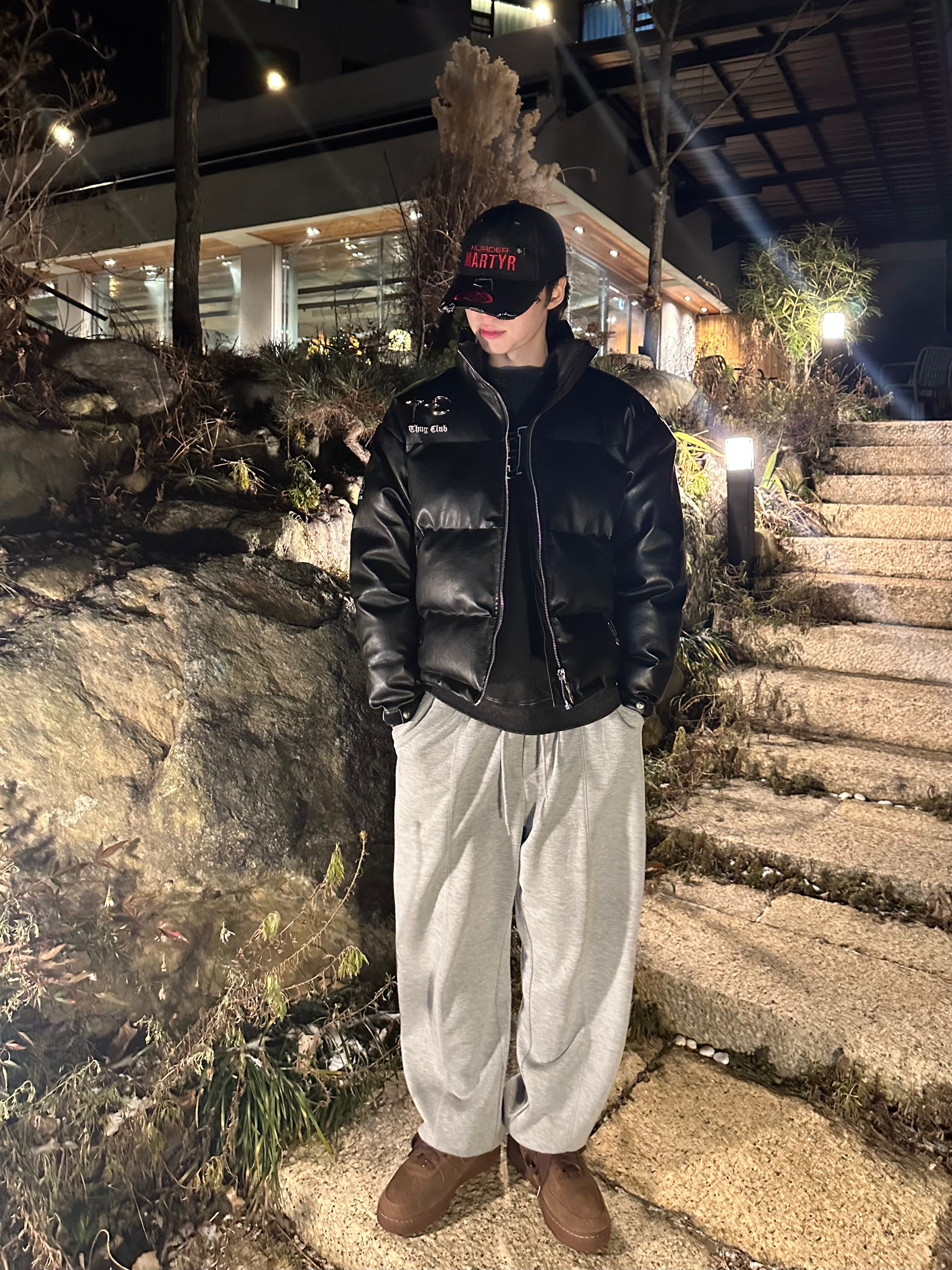 Civision by CSC Vison Destroyed Cap Washed Black, Thug Club Leather Puffer Jacket Black (Polyester) 착용 스타일 - 1