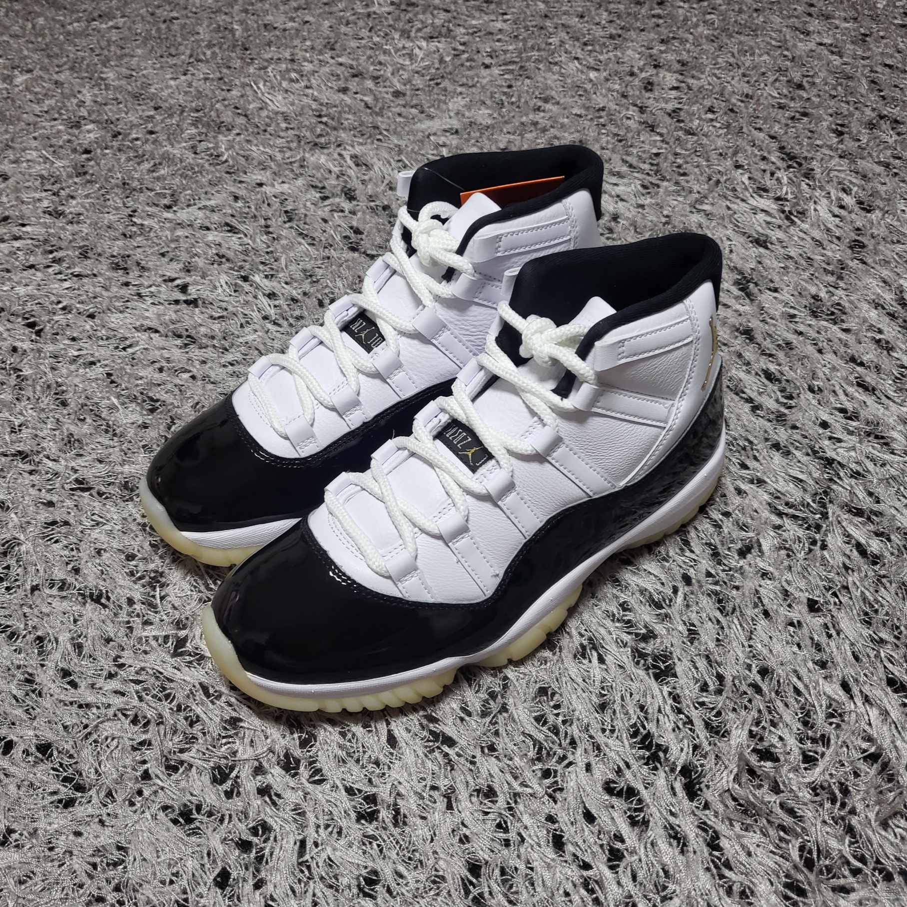 Jordan 11 Retro Gratitude 착용 스타일