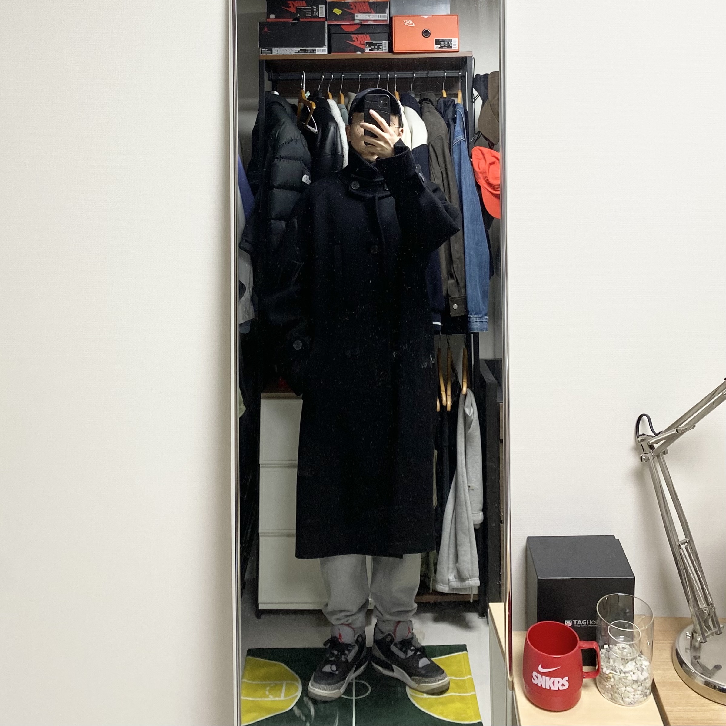 Jordan 3 Retro OG Black Cement 2018, Undermycar Legion.02 Balmacaan Oversized Wool Coat Black 착용 스타일