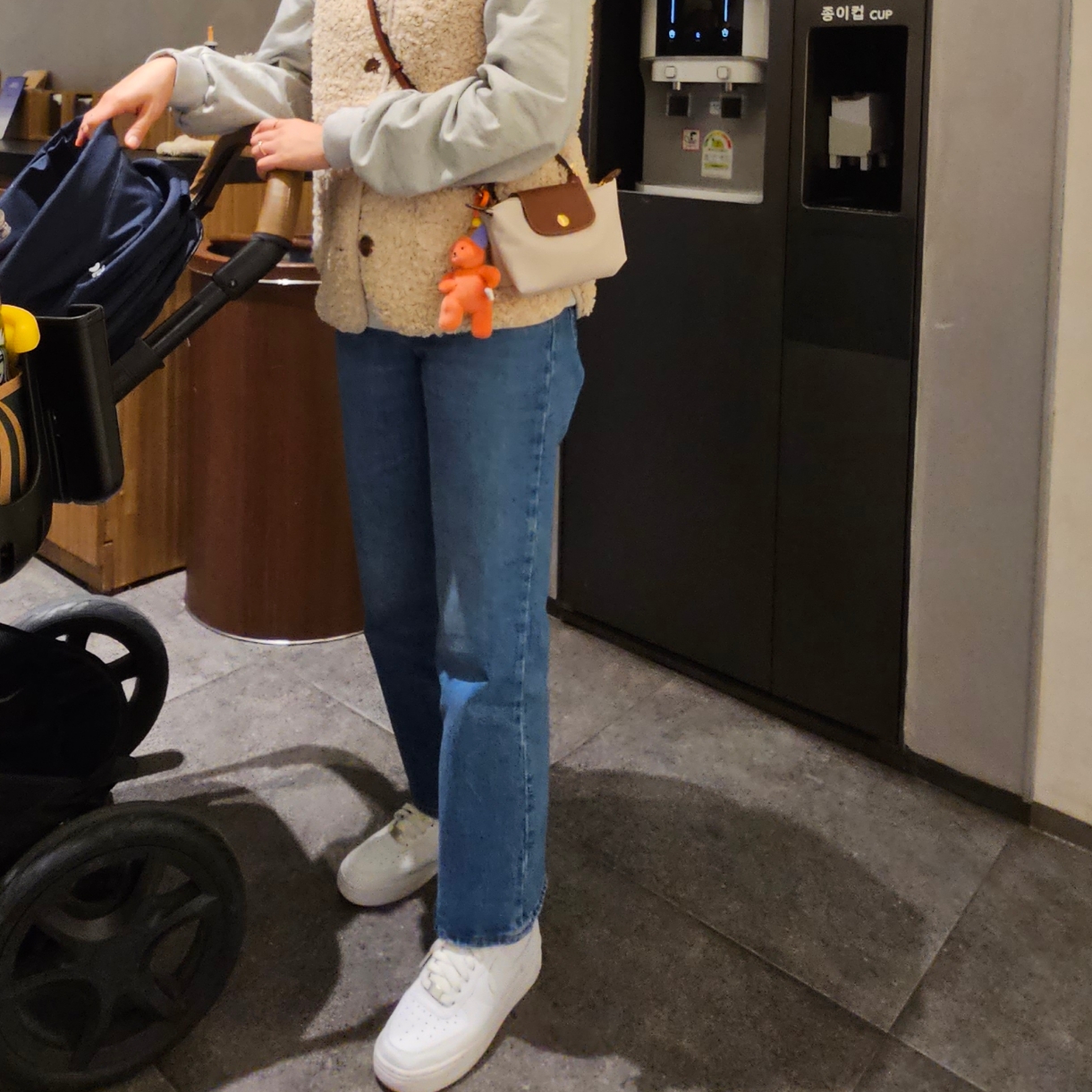 Longchamp Le Pliage Original Handle Pouch Paper, Nike Air Force 1 '07 Low White 착용 스타일