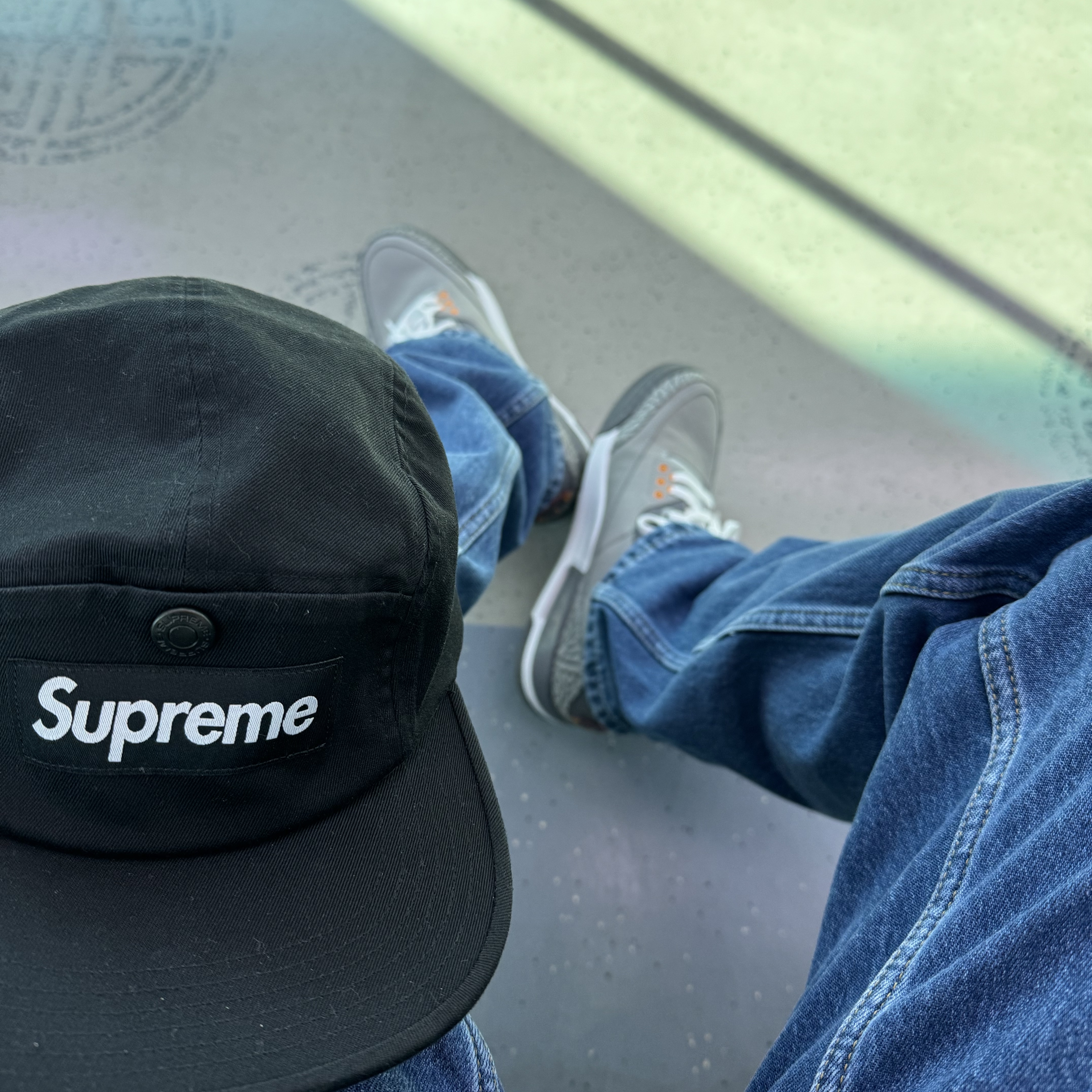 Supreme Snap Pocket Camp Cap Black - 23FW, Jordan 3 Retro Cool Grey 착용 스타일