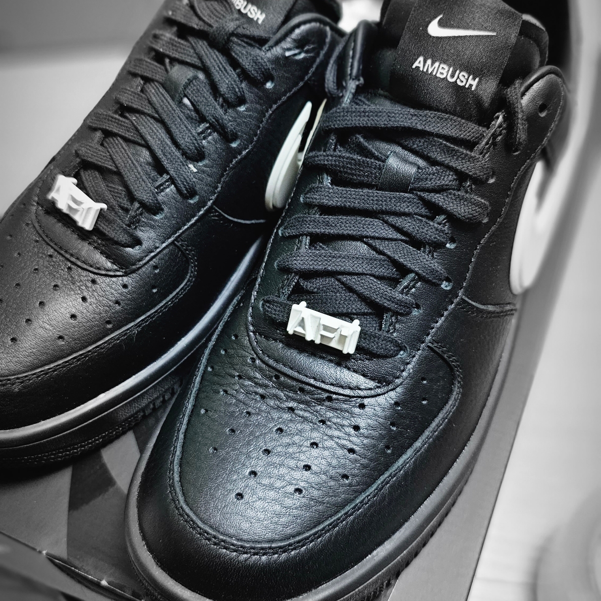 Nike x Ambush Air Force 1 Low SP Black 착용 스타일 - 1