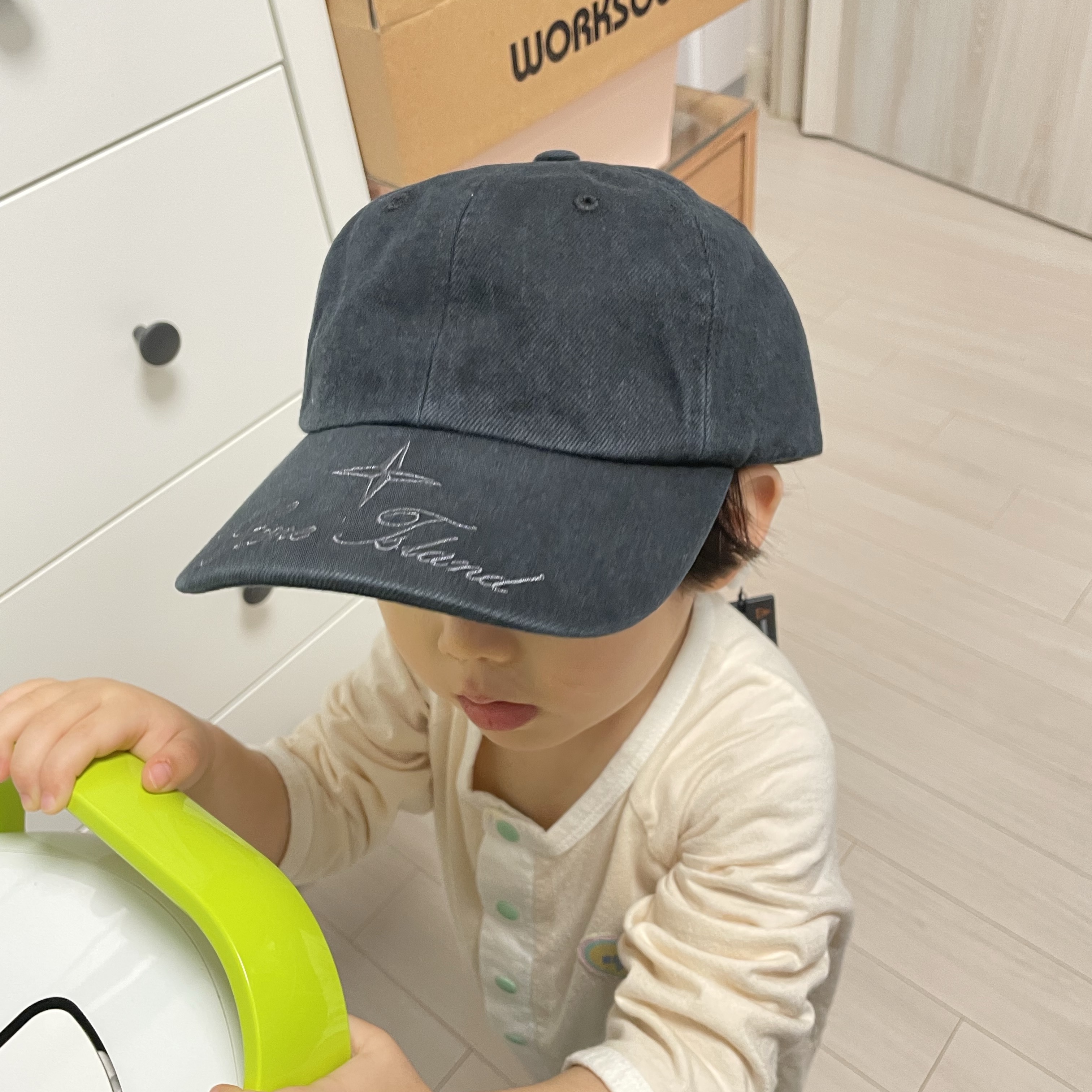 Supreme x Stone Island Denim 6-Panel Black - 23FW 착용 스타일