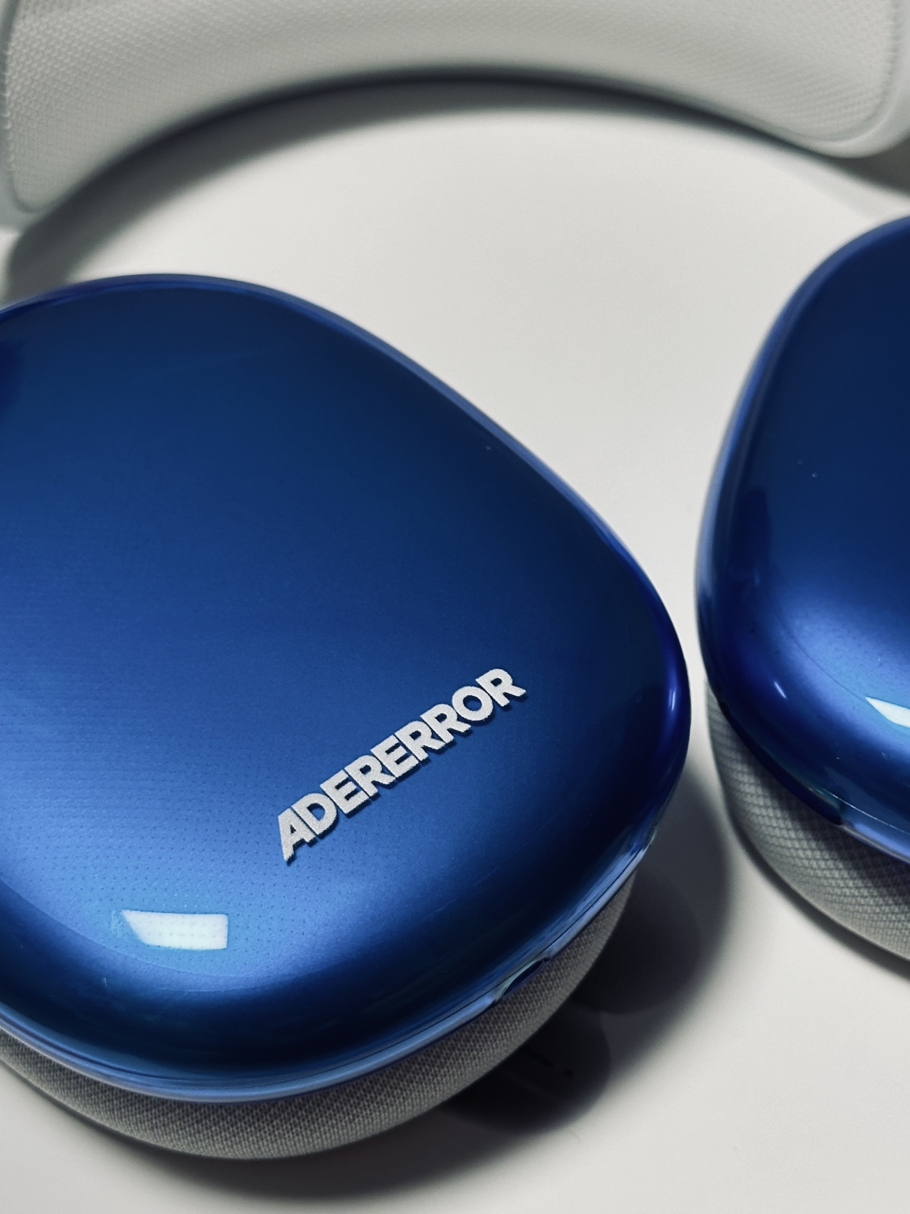 Apple AirPods Max Lightning Silver (Korean Ver.), Ader Error Standic AirPods Max Case Z-Blue 착용 스타일