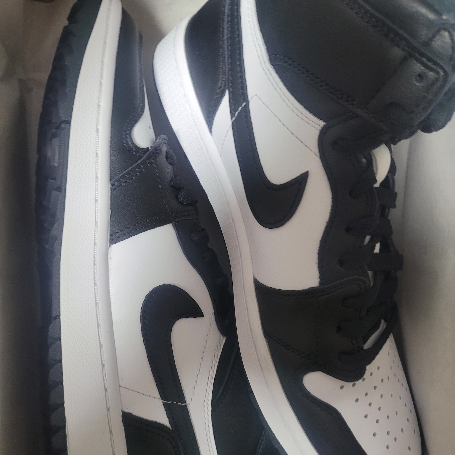 Jordan 1 High Golf White Black 착용 스타일