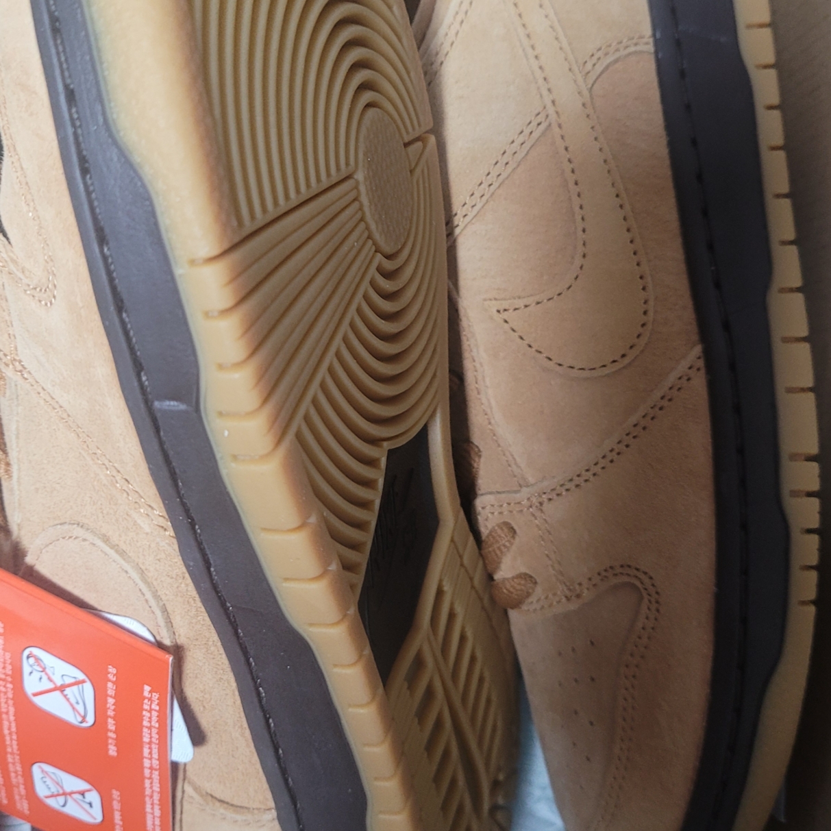 Nike SB Dunk Low Pro Wheat 2023 착용 스타일