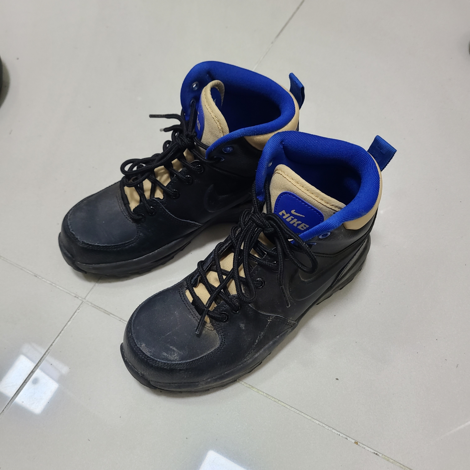 (GS) Nike Manoa Leather Black Sesame 착용 스타일