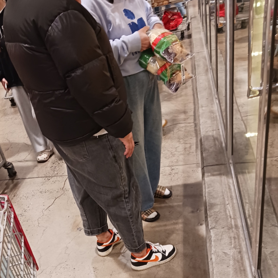 Nike Dunk Low Retro PRM Halloween, Isabel Marant Melvis Sweatshirt Grey - 22FW 착용 스타일 - 1