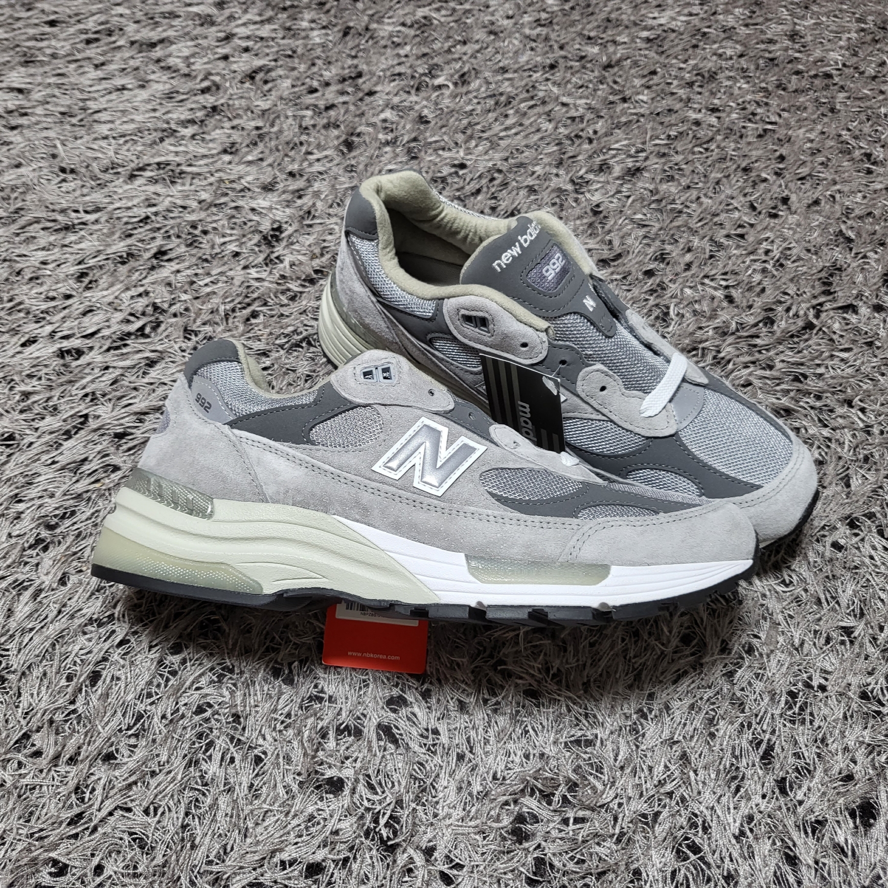 New Balance 992 Made in USA Grey - D Standard 착용 스타일
