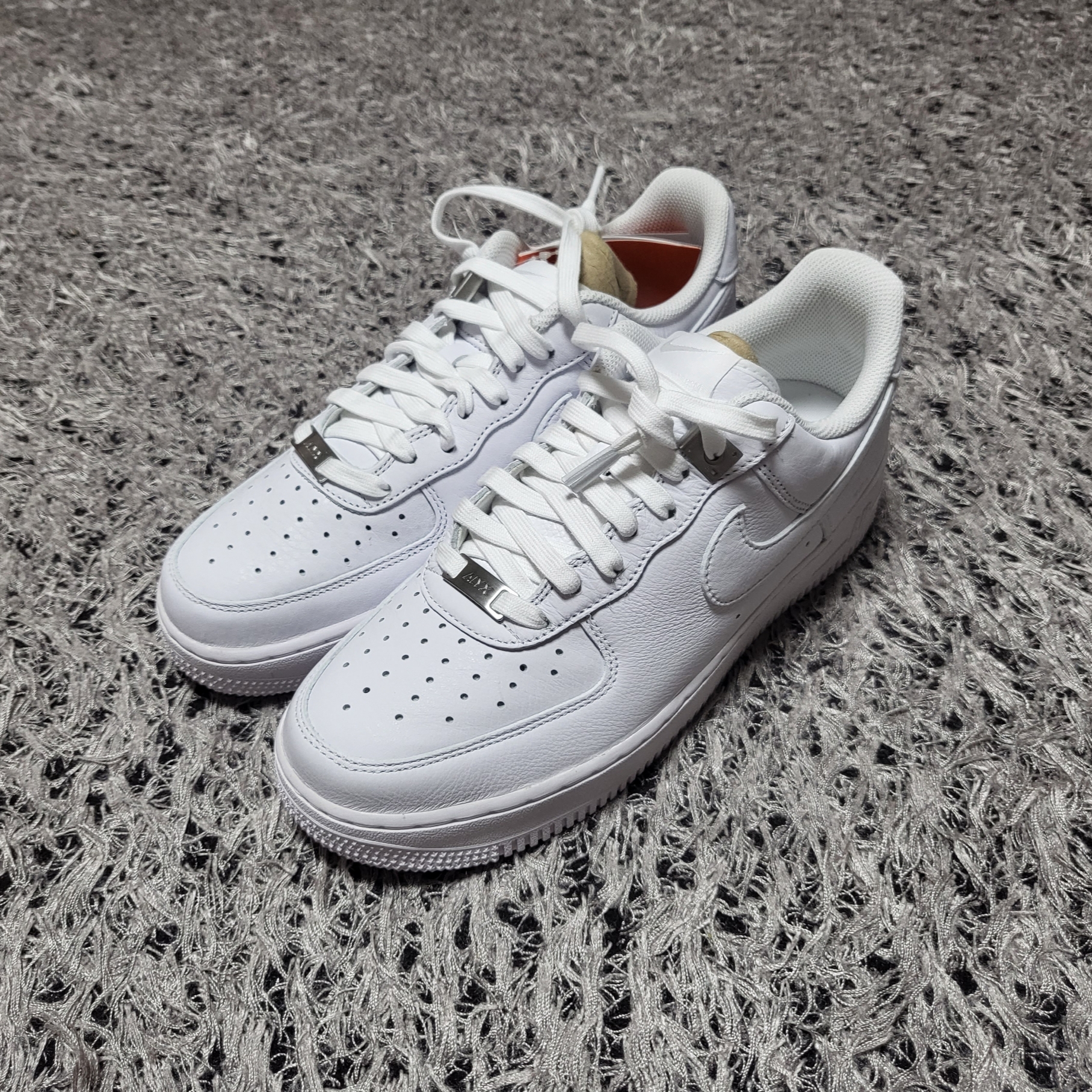 Nike x 1017 Alyx 9SM Air Force 1 Low SP White 착용 스타일