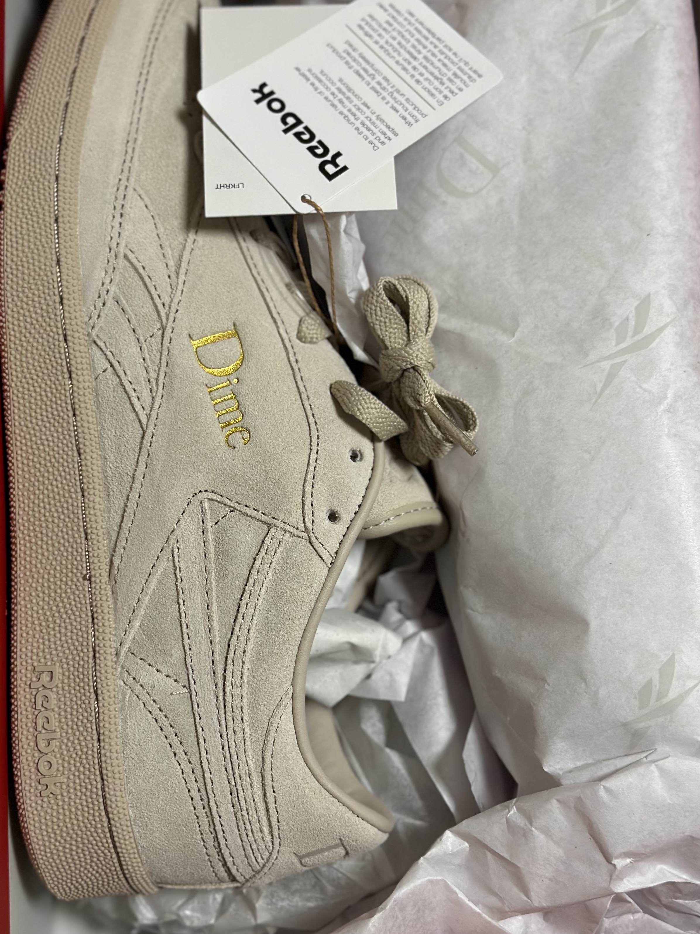 Reebok x Dime Club C Revenge Light Sand 착용 스타일 - 5
