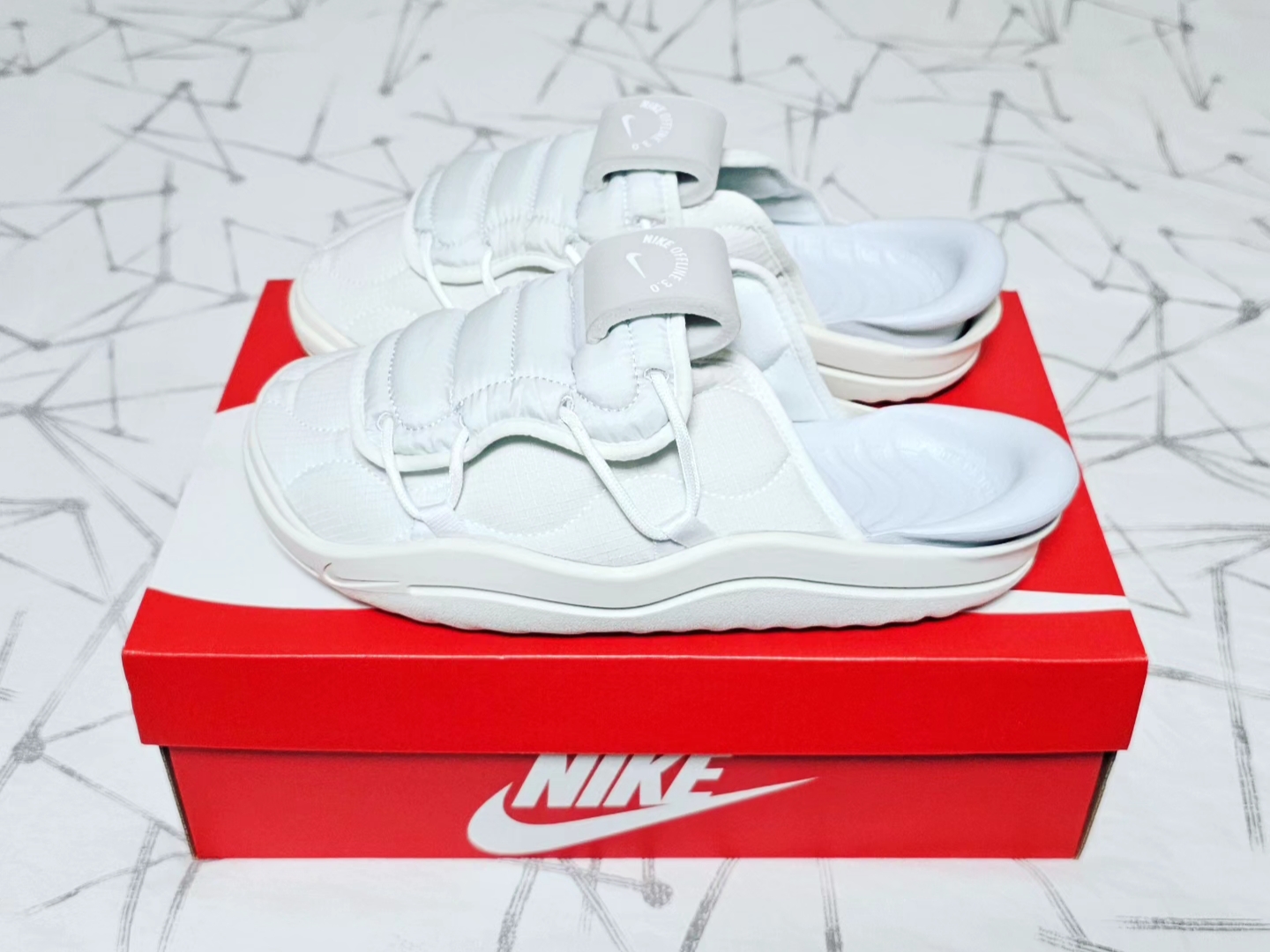 Nike Offline 3.0 Phantom White 착용 스타일 - 2