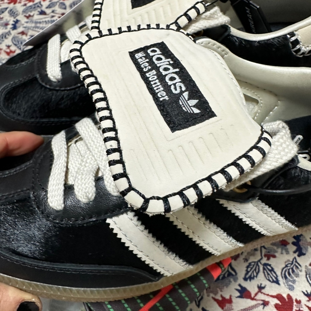 Adidas x Wales Bonner Pony Tonal Samba Core Black Cream White 착용 스타일 - 1