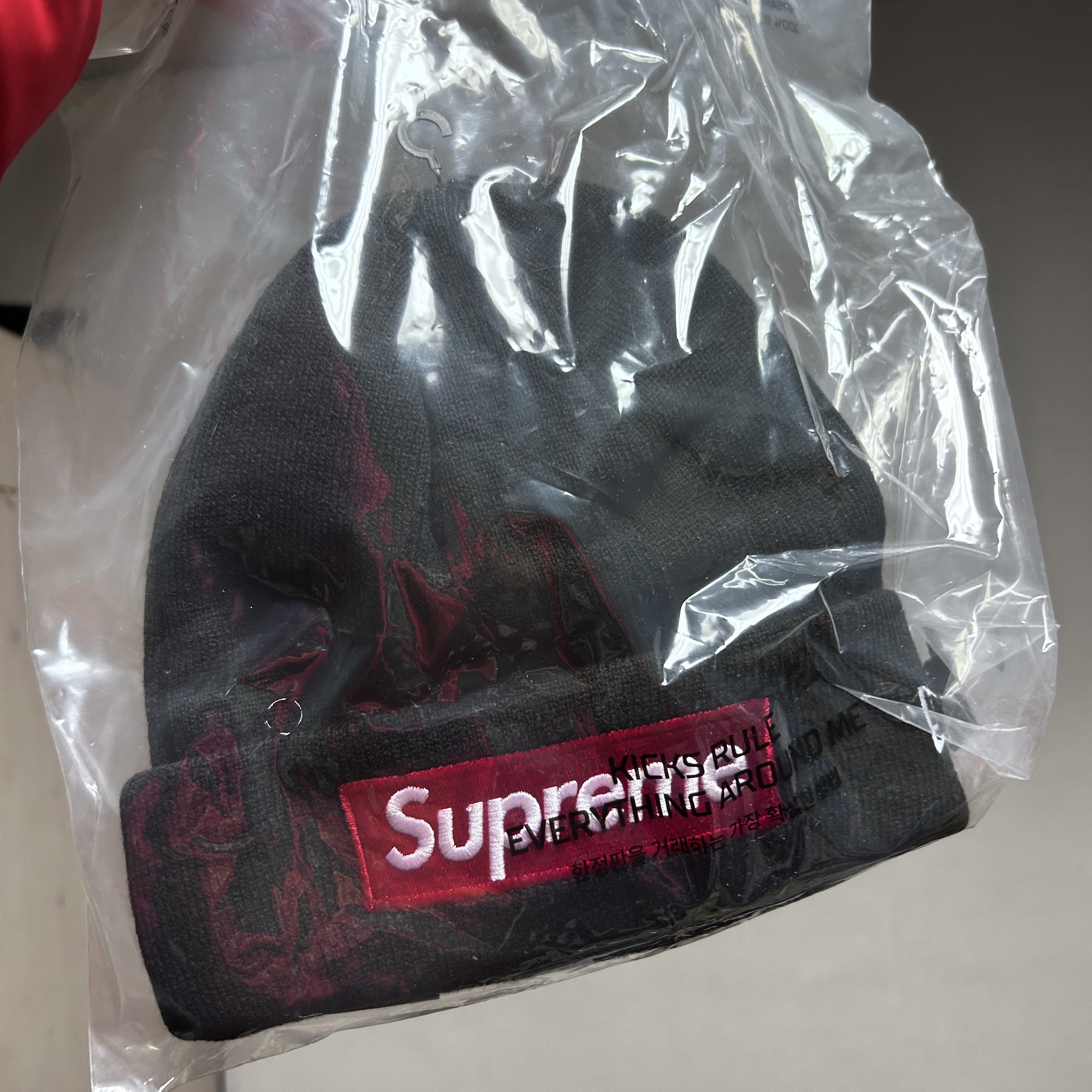 Supreme New Era Box Logo Beanie Black - 22FW 착용 스타일