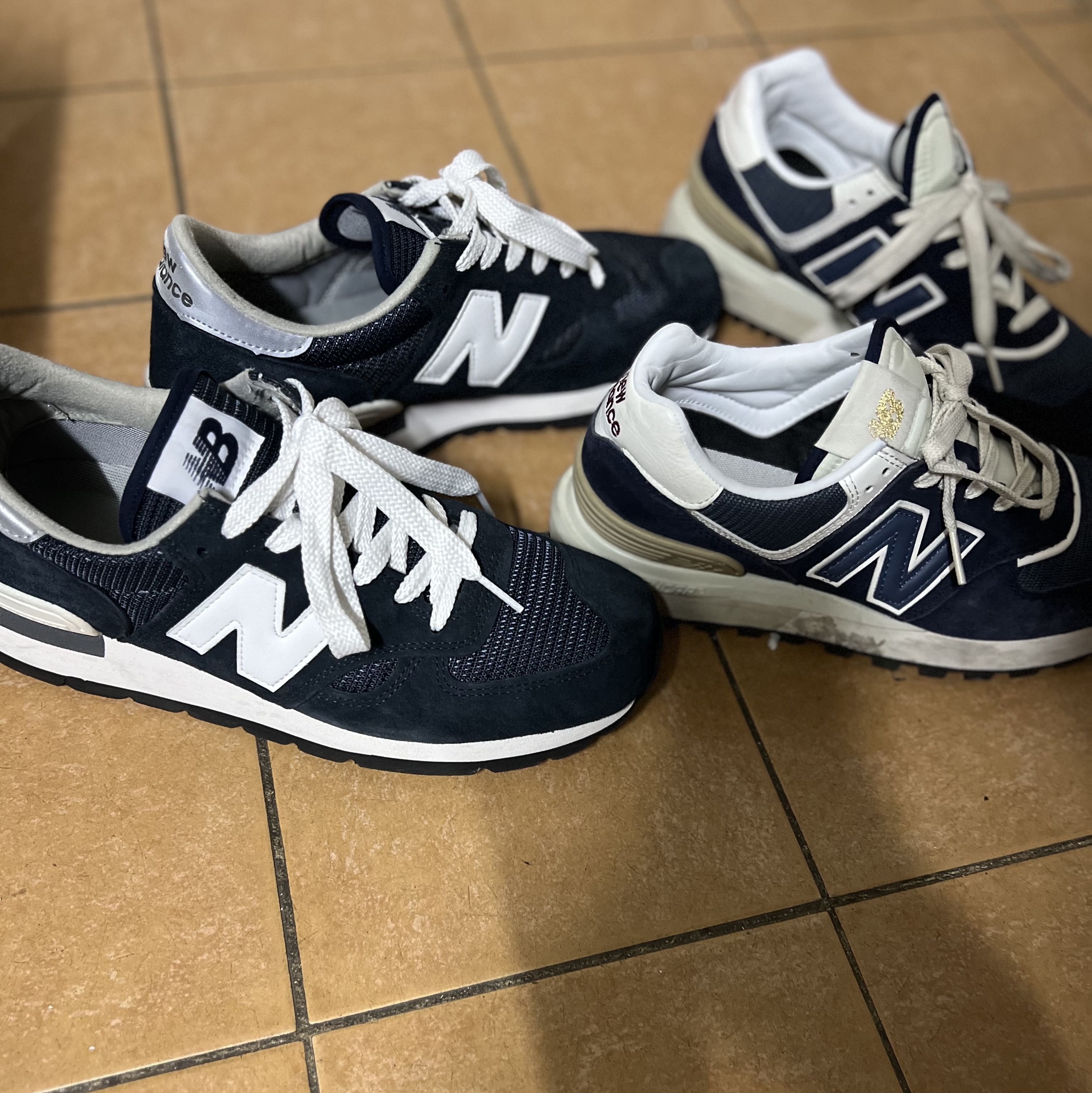 New Balance 990v1 Made in USA Navy, New Balance 574 Legacy Navy 착용 스타일
