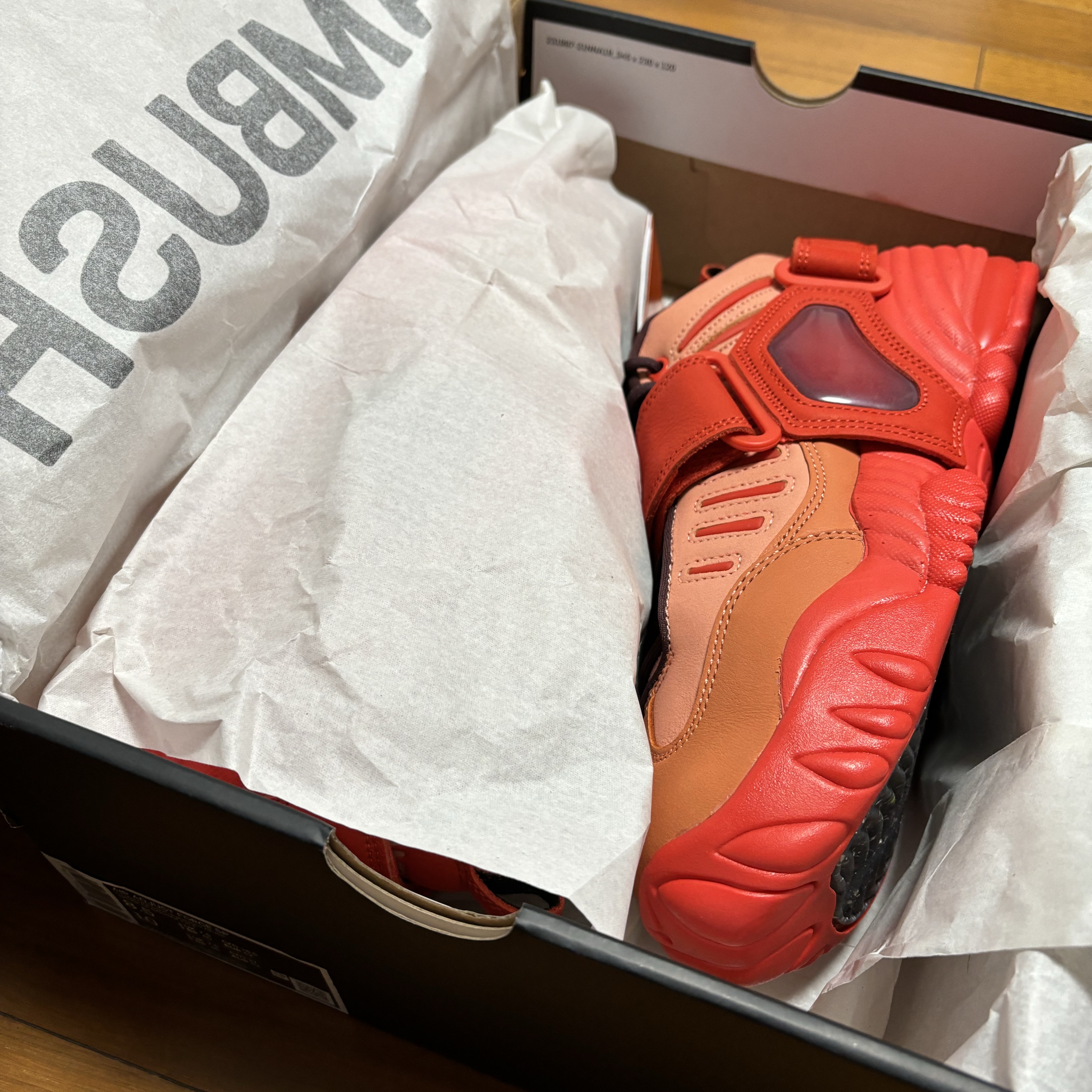 Nike x Ambush Air Adjust Force SP Light Madder Root and Burgundy Crush 착용 스타일