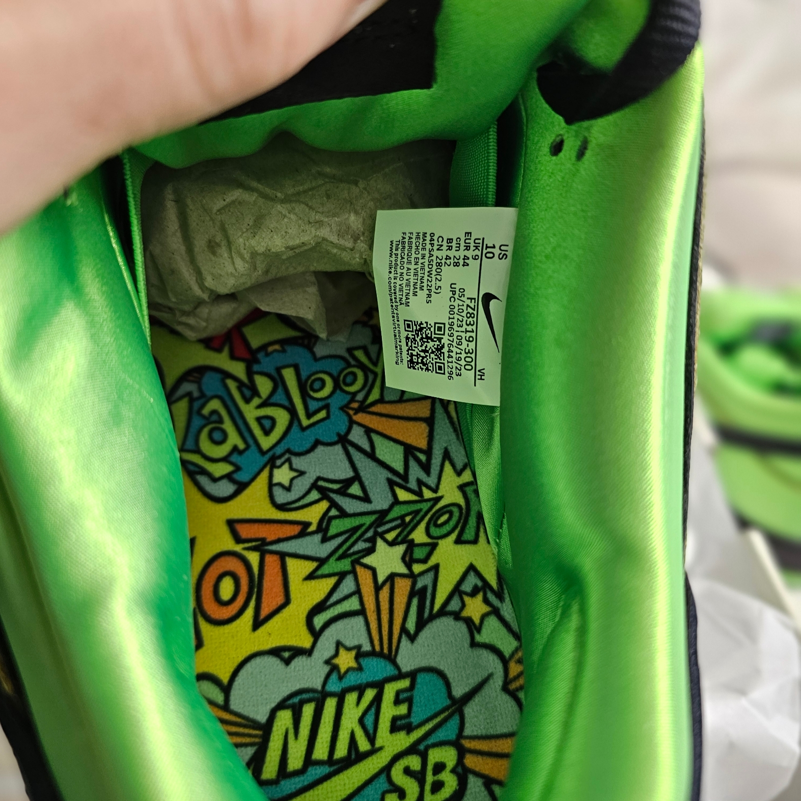 Nike x The Powerpuff Girls SB Dunk Low Pro QS Buttercup 착용 스타일 - 5