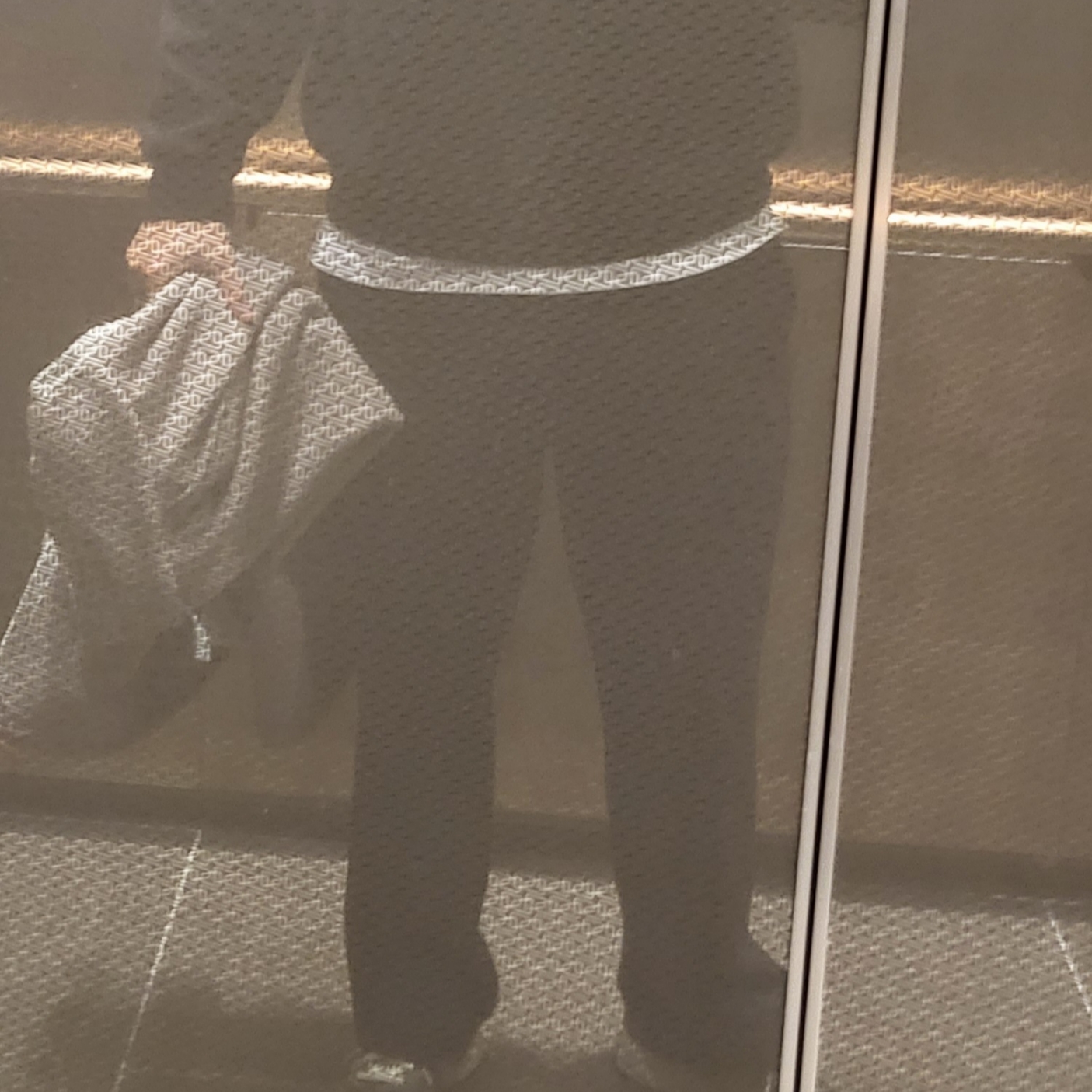 Zara x Ader Error Oversize Sweatshirt Black 착용 스타일