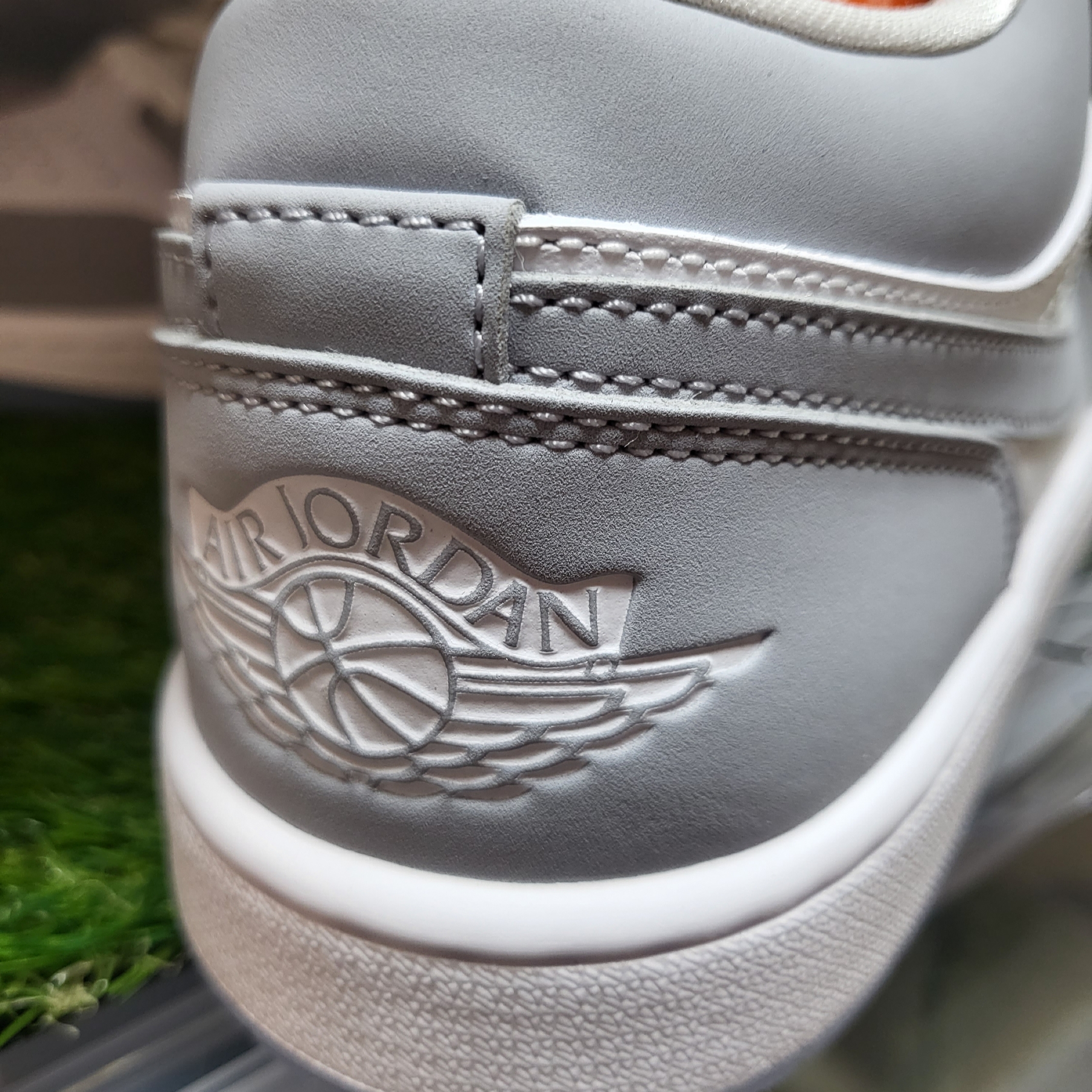 (W) Jordan 1 Low White Wolf Grey 착용 스타일
