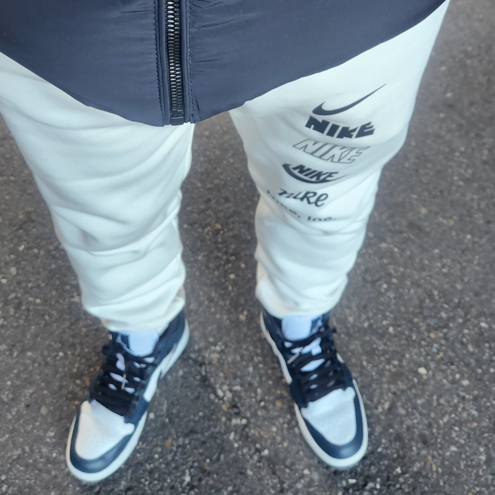 Nike Club Fleece Pants Phantom - Asia, Jordan 1 Mid Dark Teal 착용 스타일