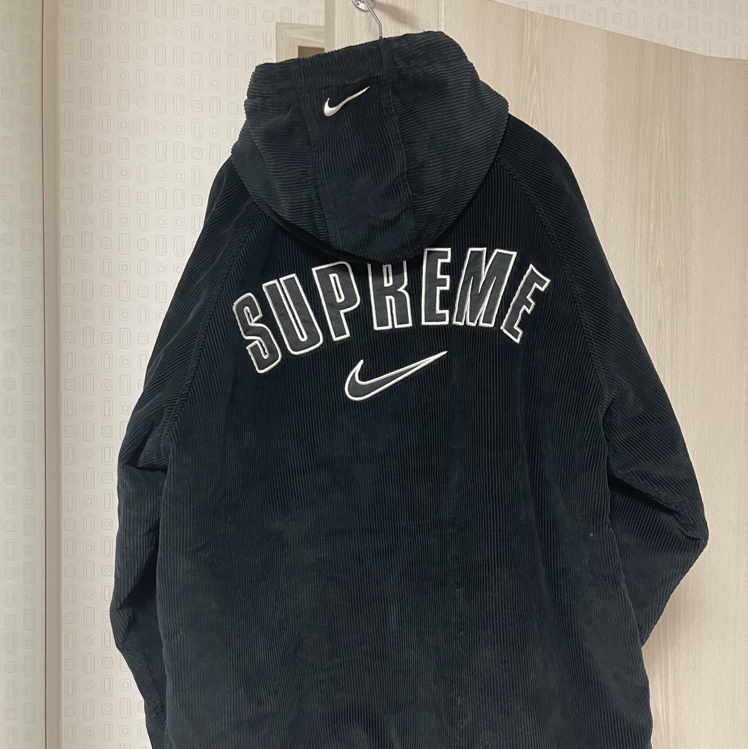 Supreme x Nike Arc Corduroy Hooded Jacket Black - 22SS 착용 스타일