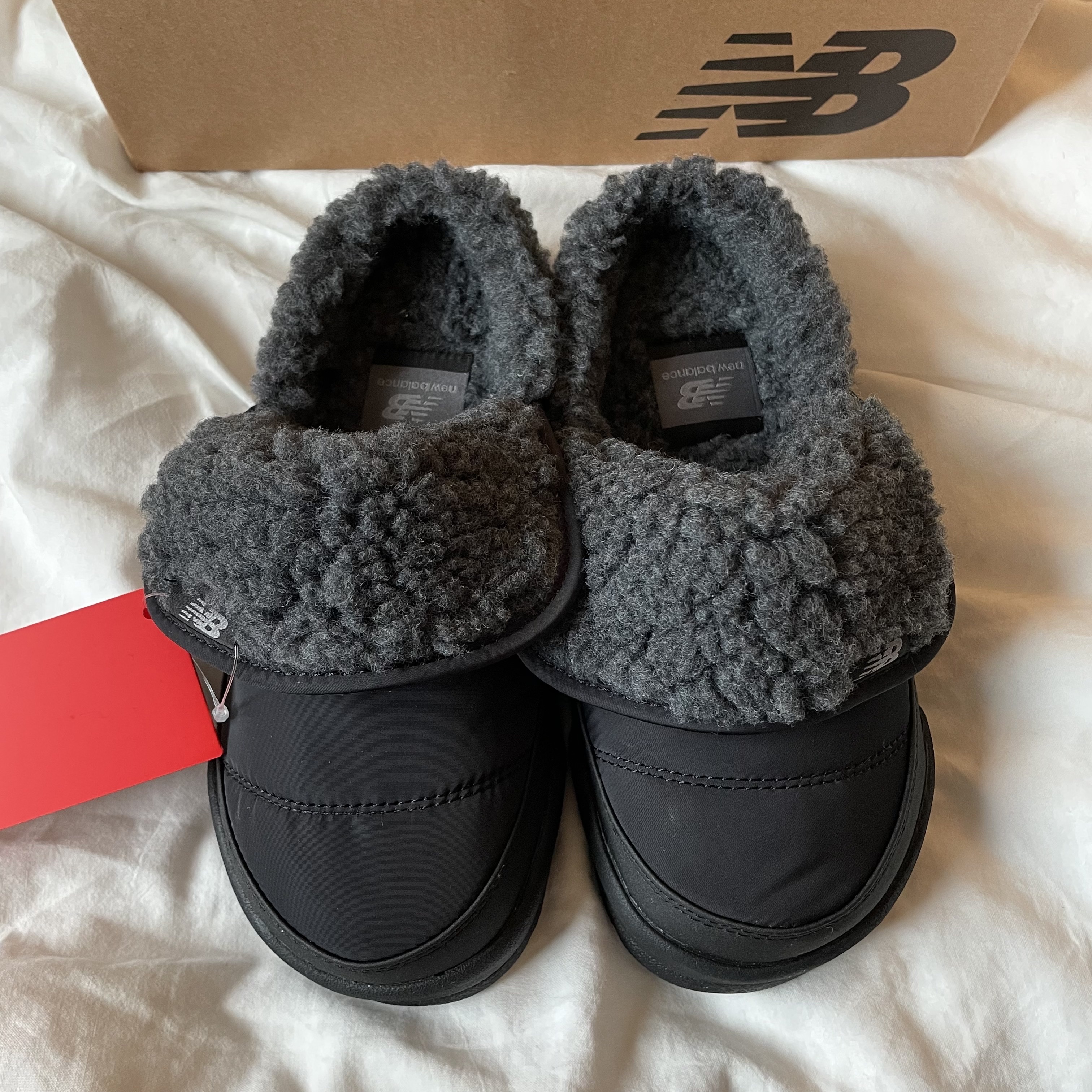 New Balance Puflee v2 Black 착용 스타일