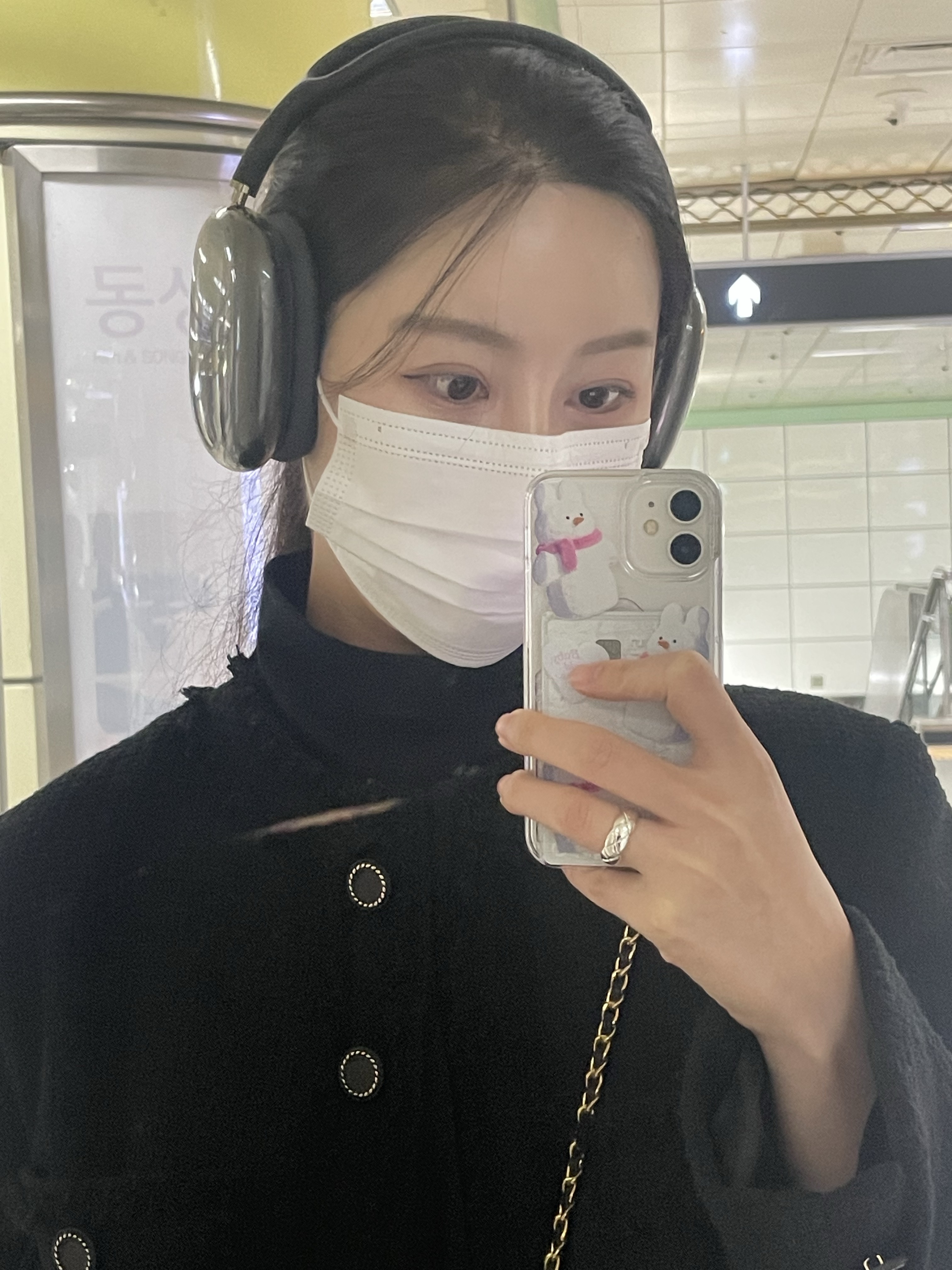 Apple AirPods Max Lightning Space Gray (Korean Ver.) 착용 스타일 - 2