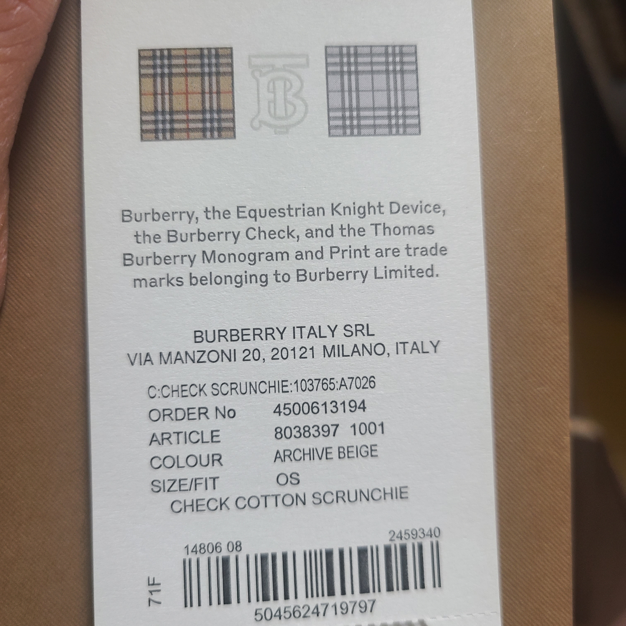 (Kids) Burberry Vintage Check Cotton Scrunchie Archive Beige 착용 스타일 - 3