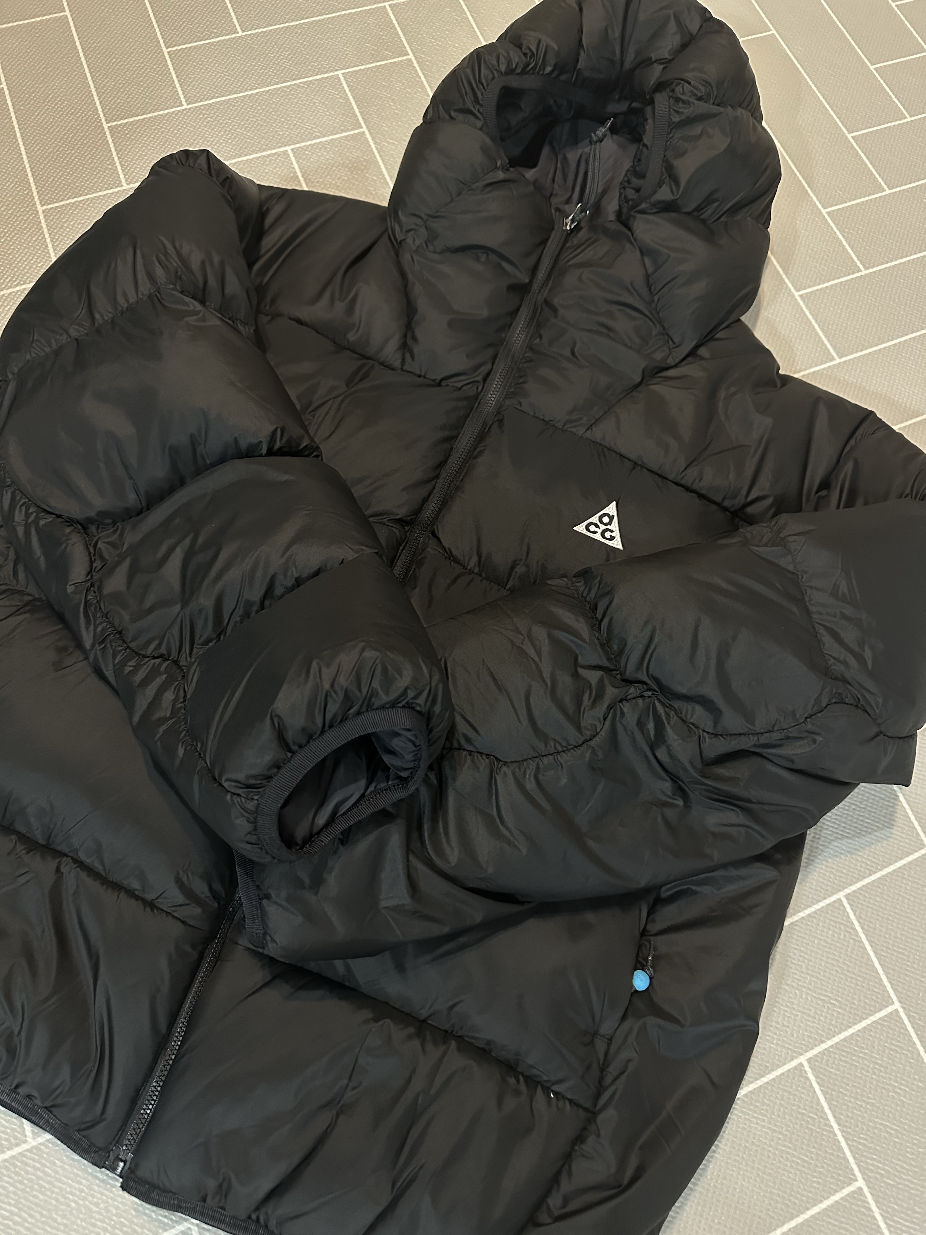 Nike ACG Therma-Fit ADV Lunar Lake Puffer Jacket Black - Asia 착용 스타일