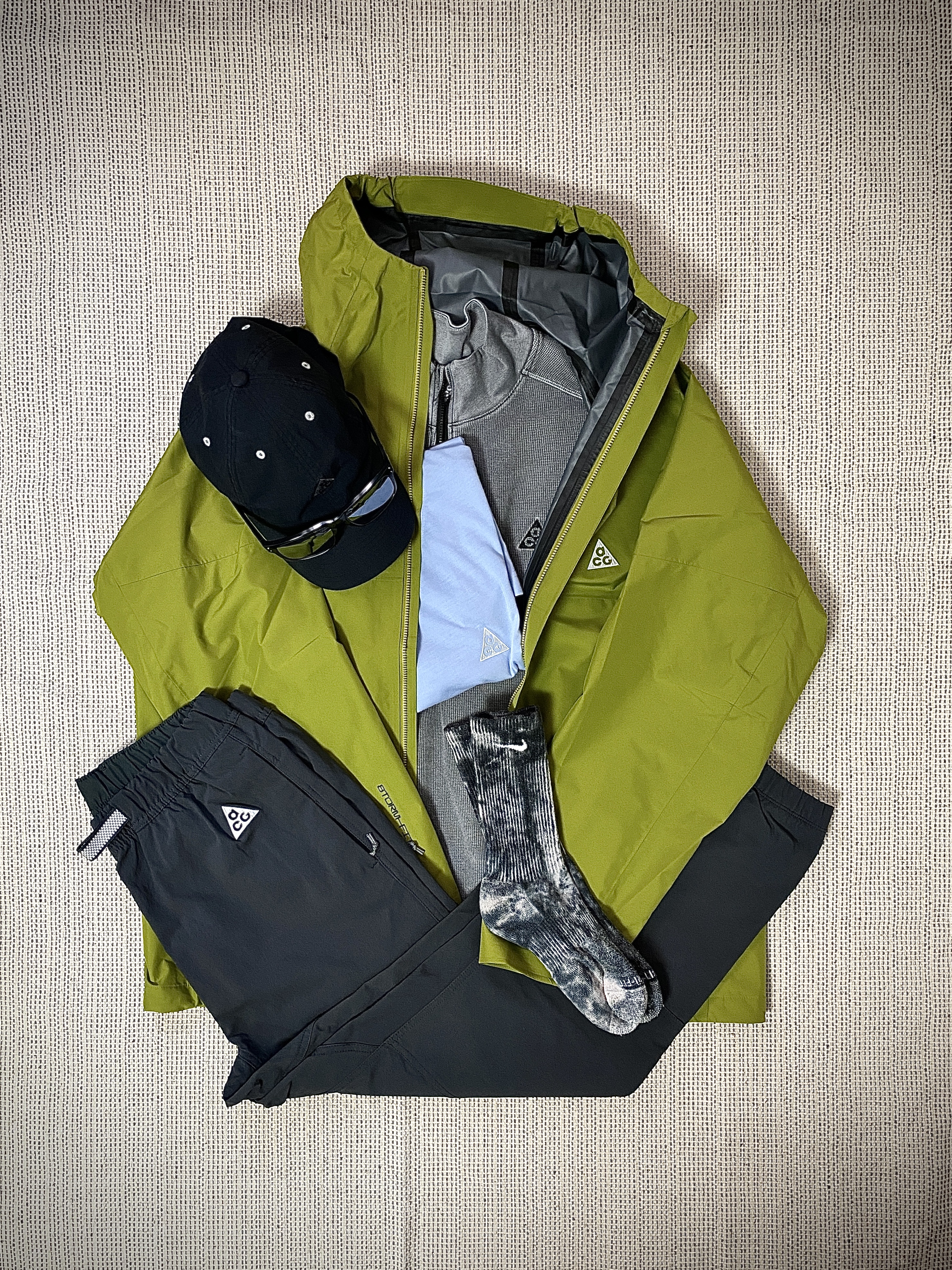 Nike ACG Heritage 86 Cap Black Light Smoke Grey, Nike ACG Storm-Fit ADV Cascade Rains Full Zip Jacket Moss - Asia 착용 스타일 - 4