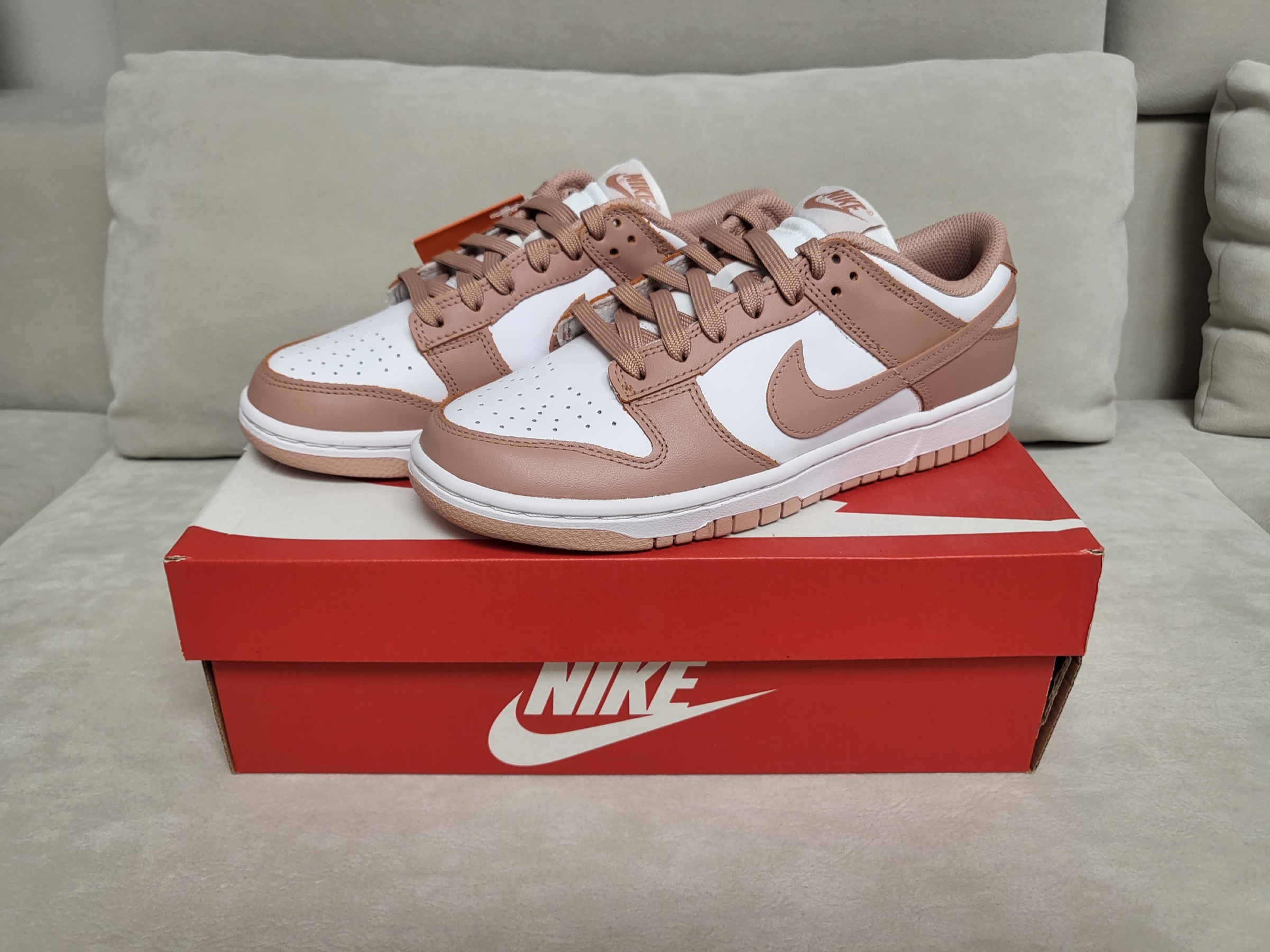(W) Nike Dunk Low Rose Whisper 착용 스타일