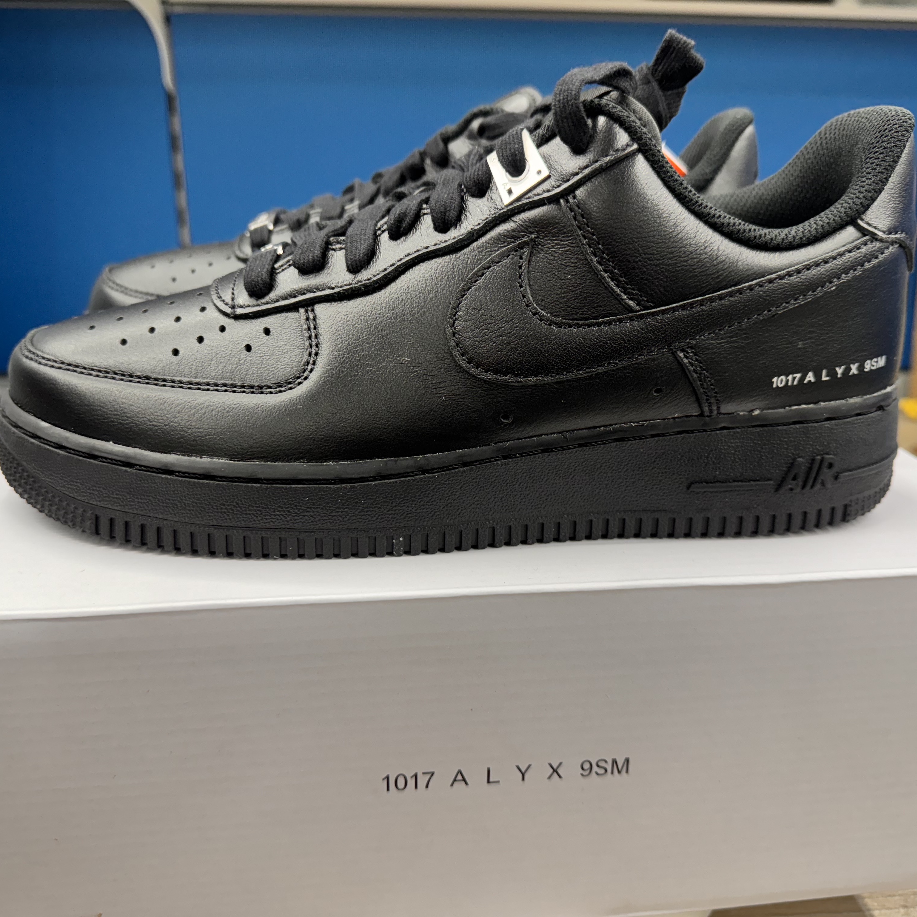 Nike x 1017 Alyx 9SM Air Force 1 Low SP Black 착용 스타일