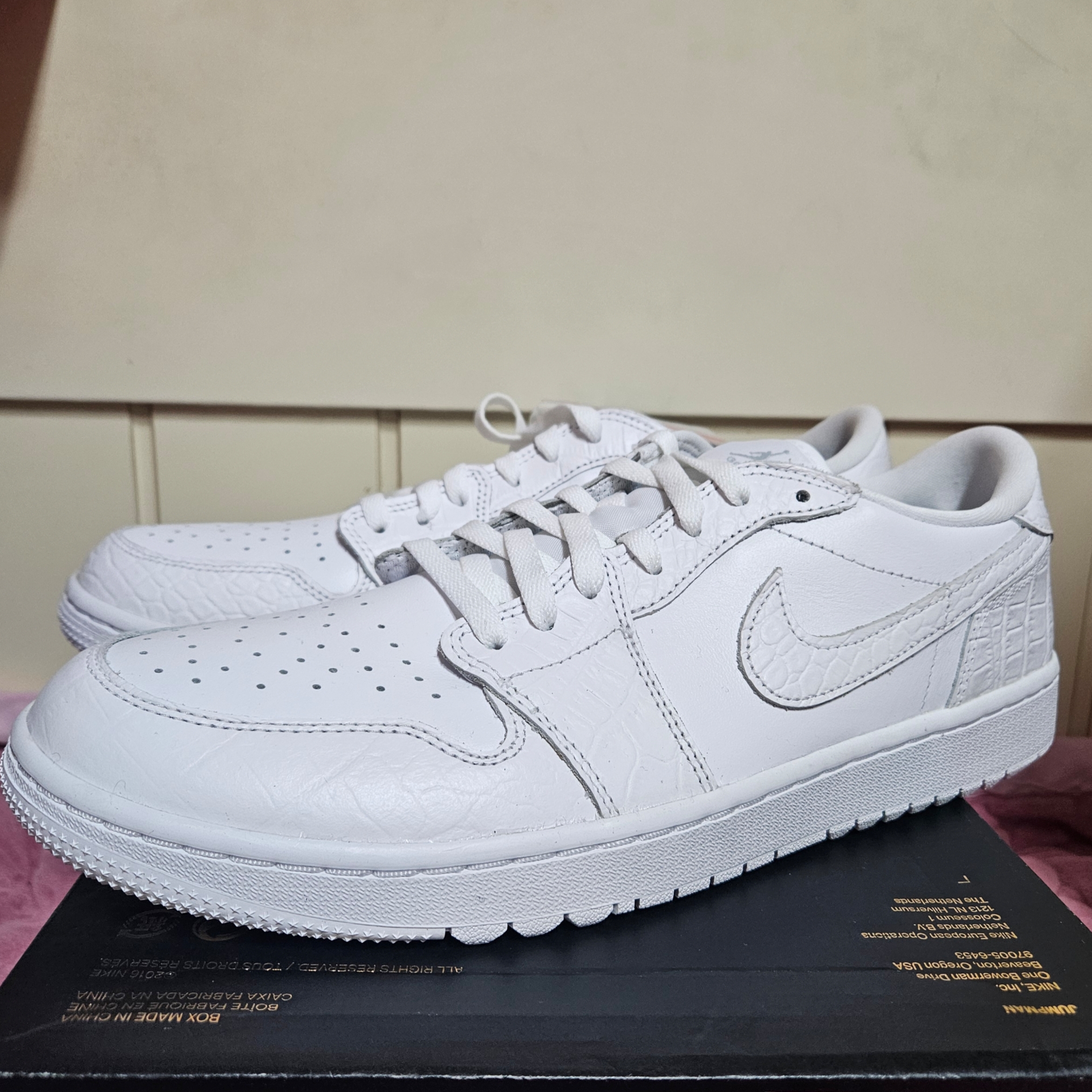 Jordan 1 Low Golf Pure Platinum 착용 스타일