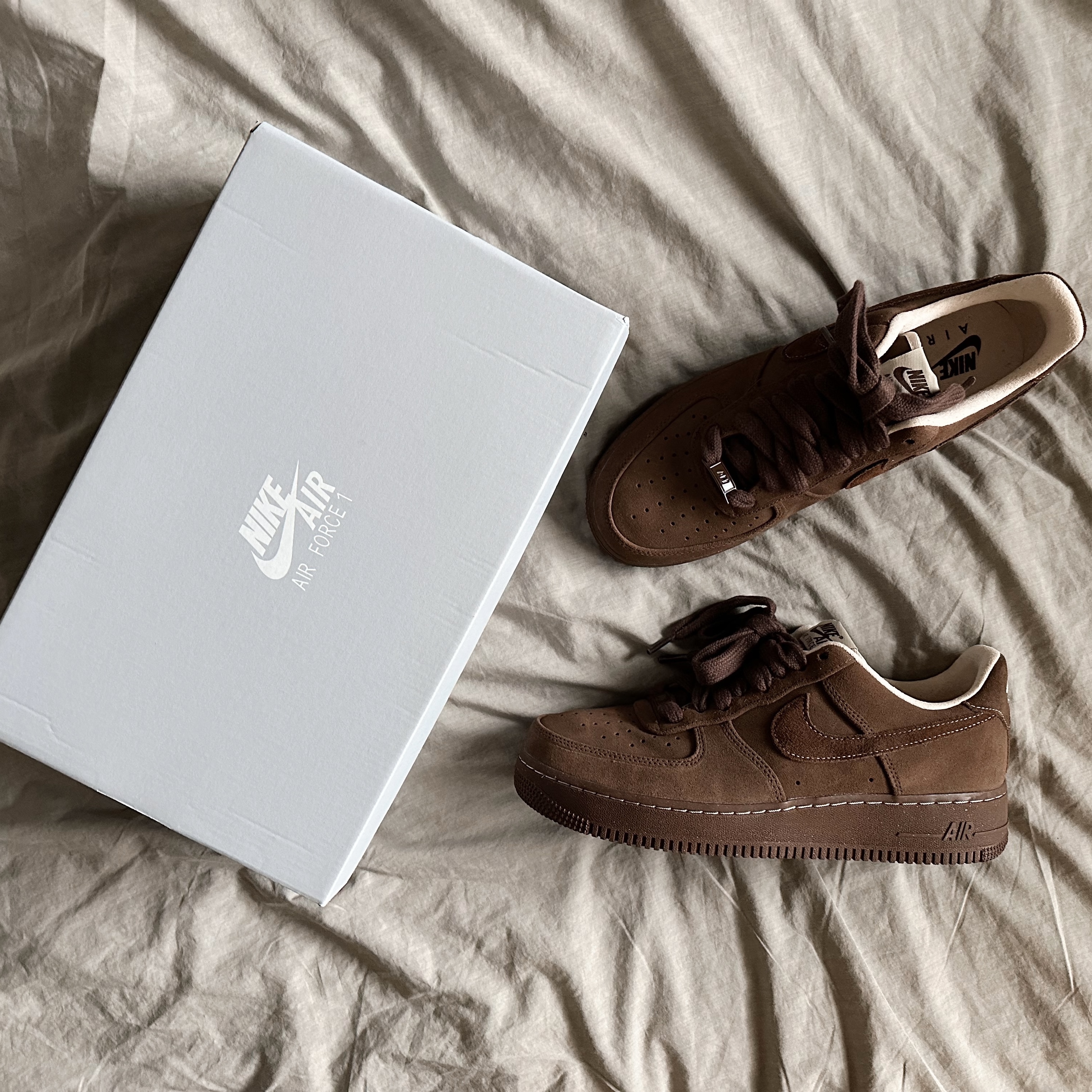 (W) Nike Air Force 1 '07 Cacao Wow 착용 스타일 - 1