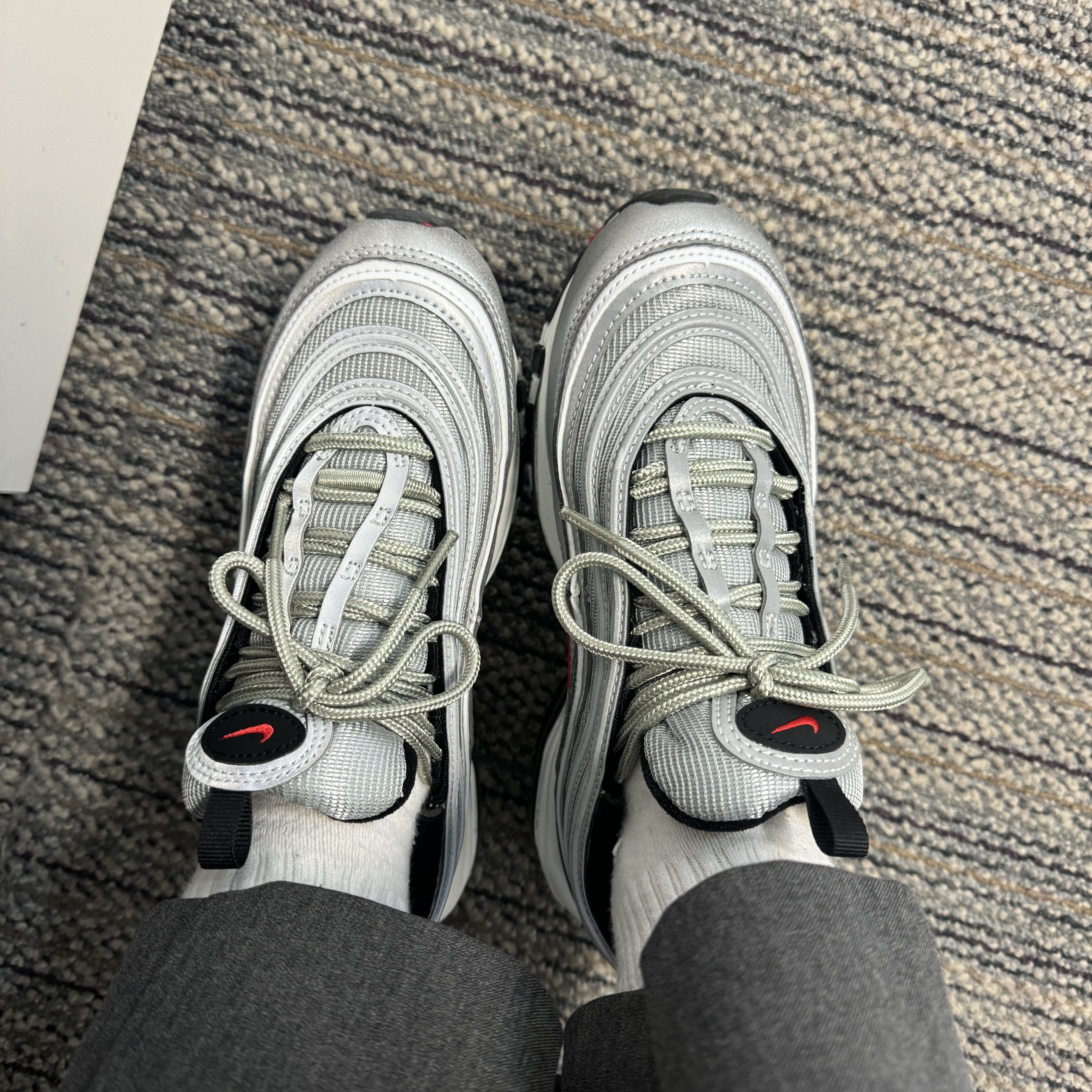 (W) Nike Air Max 97 OG Silver Bullet 2022 착용 스타일 - 2