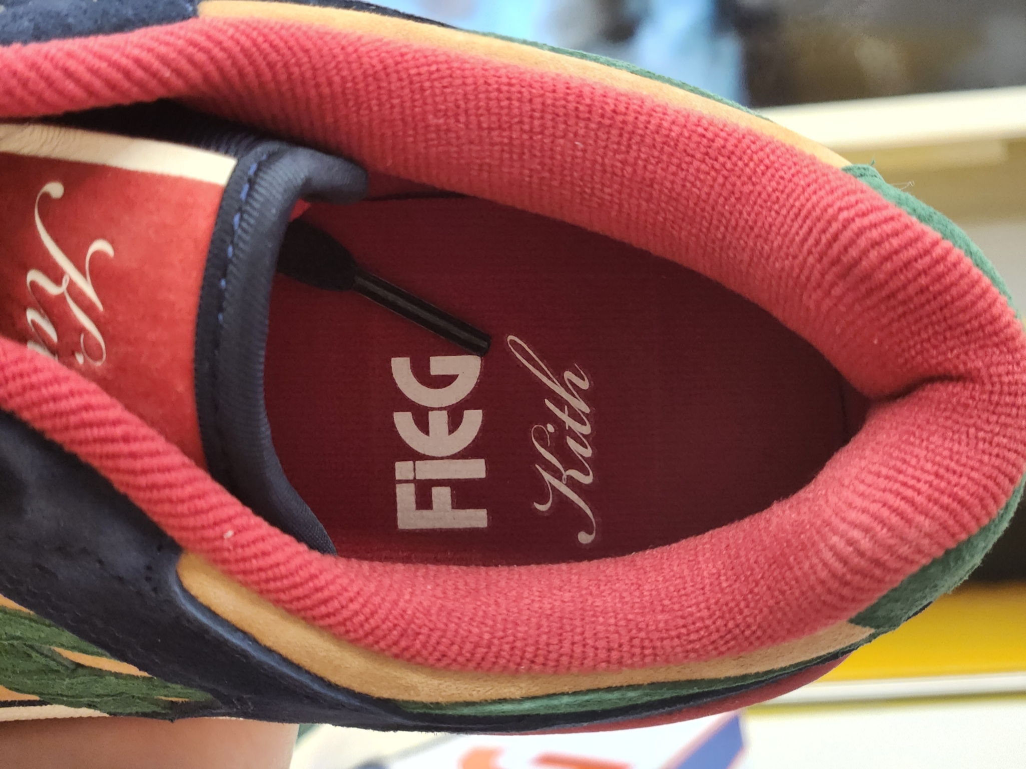 Asics x Kith EX89 Kithmas Outdoor 착용 스타일 - 4