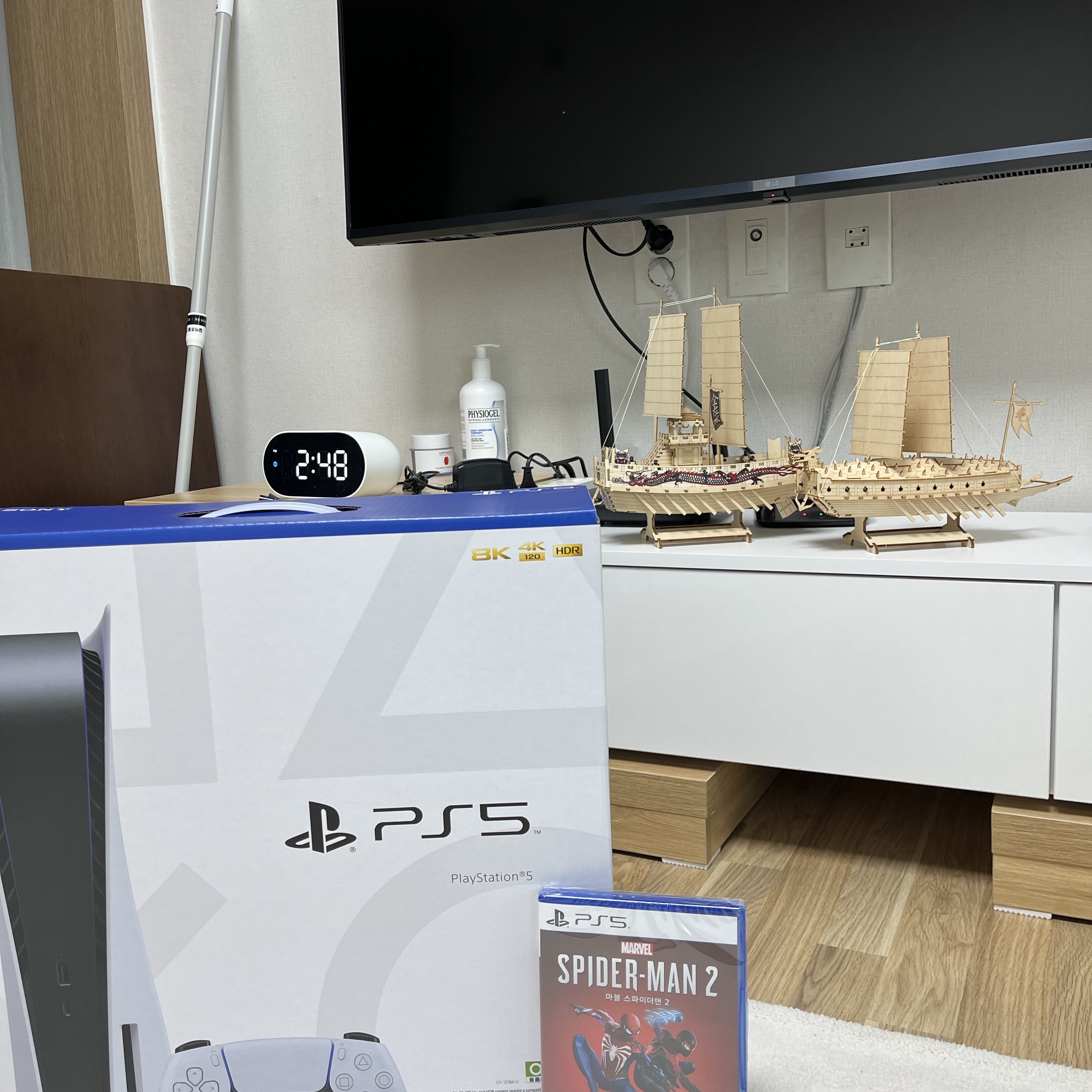 Playstation 5 Blu-ray Edition (SIEK 220V) 착용 스타일 - 2