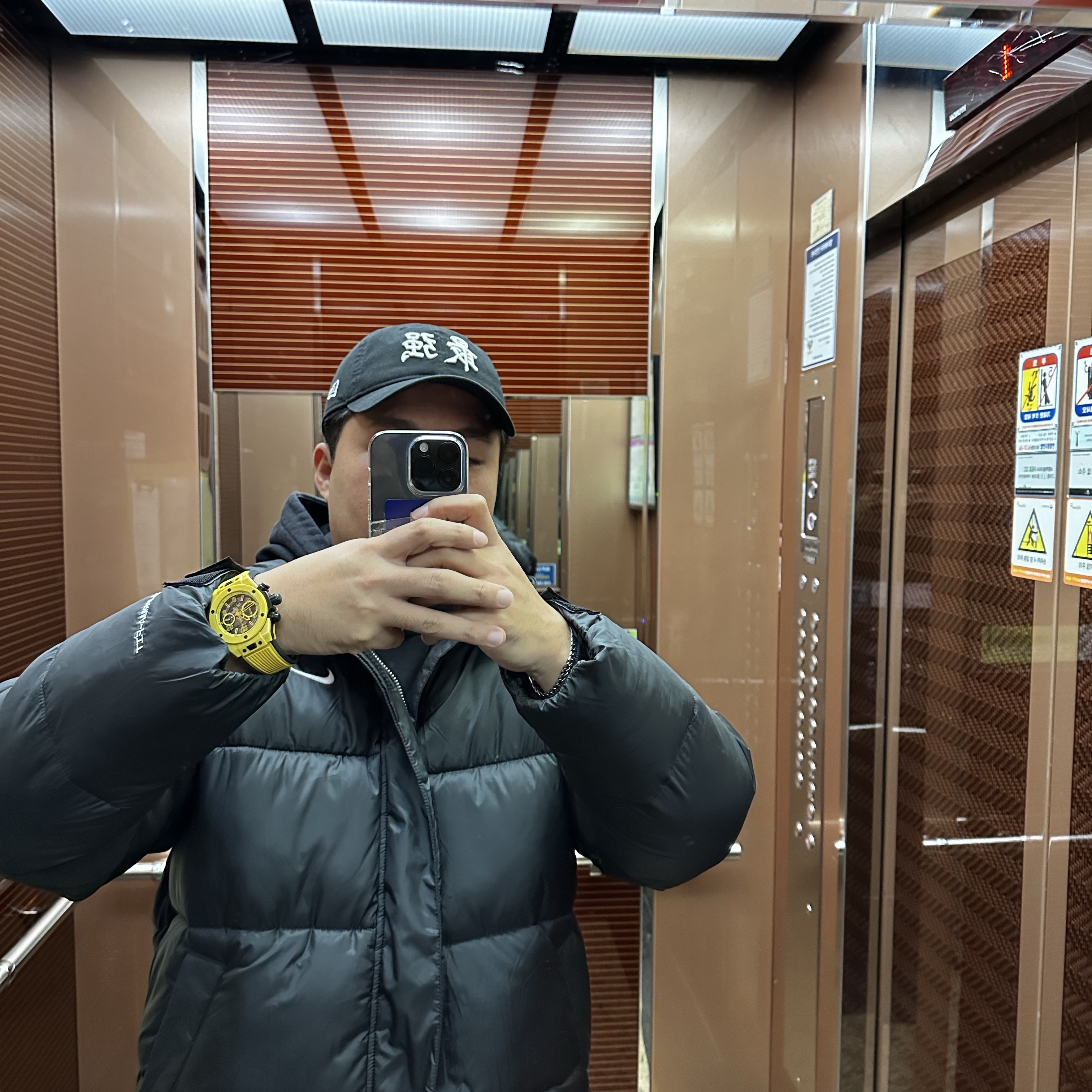 Nike Life Therma-Fit Puffer Jacket Black - Asia, Darkr8m Studio x New Era Fitted Cap Black 착용 스타일
