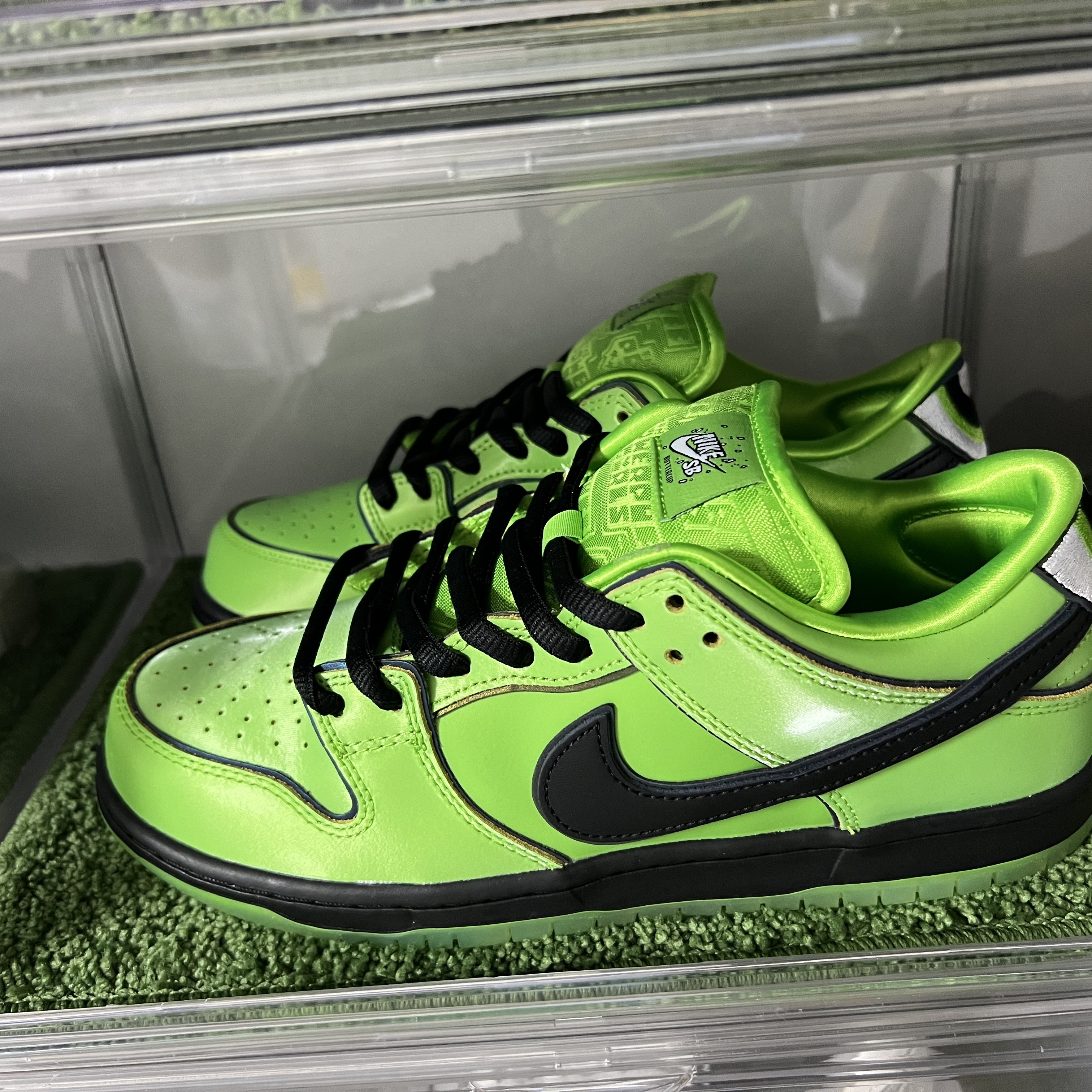Nike x The Powerpuff Girls SB Dunk Low Pro QS Buttercup 착용 스타일