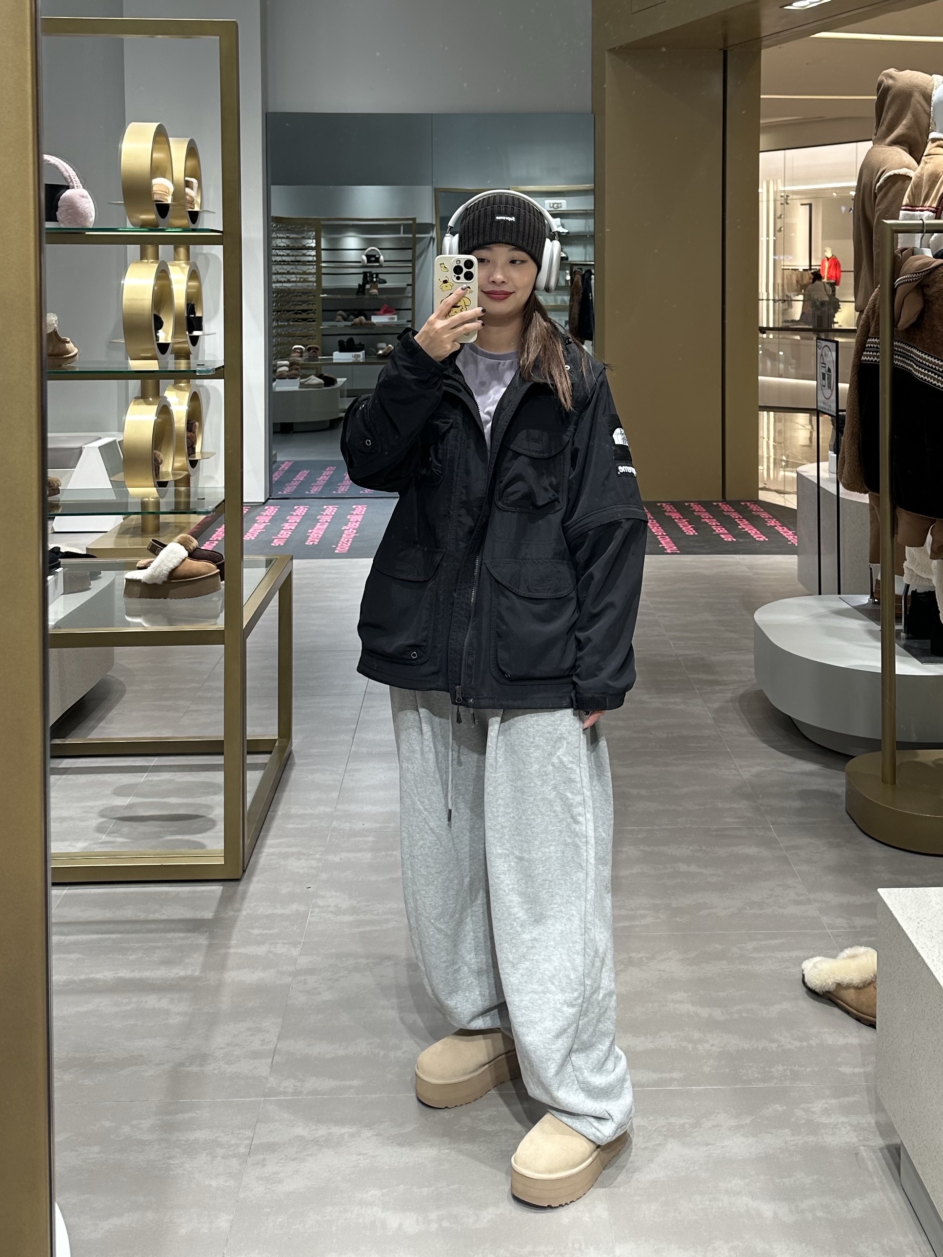 Supreme x The North Face Trekking Convertible Jacket Black - 22SS, Apple AirPods Max Lightning Silver (Korean Ver.) 착용 스타일 - 1