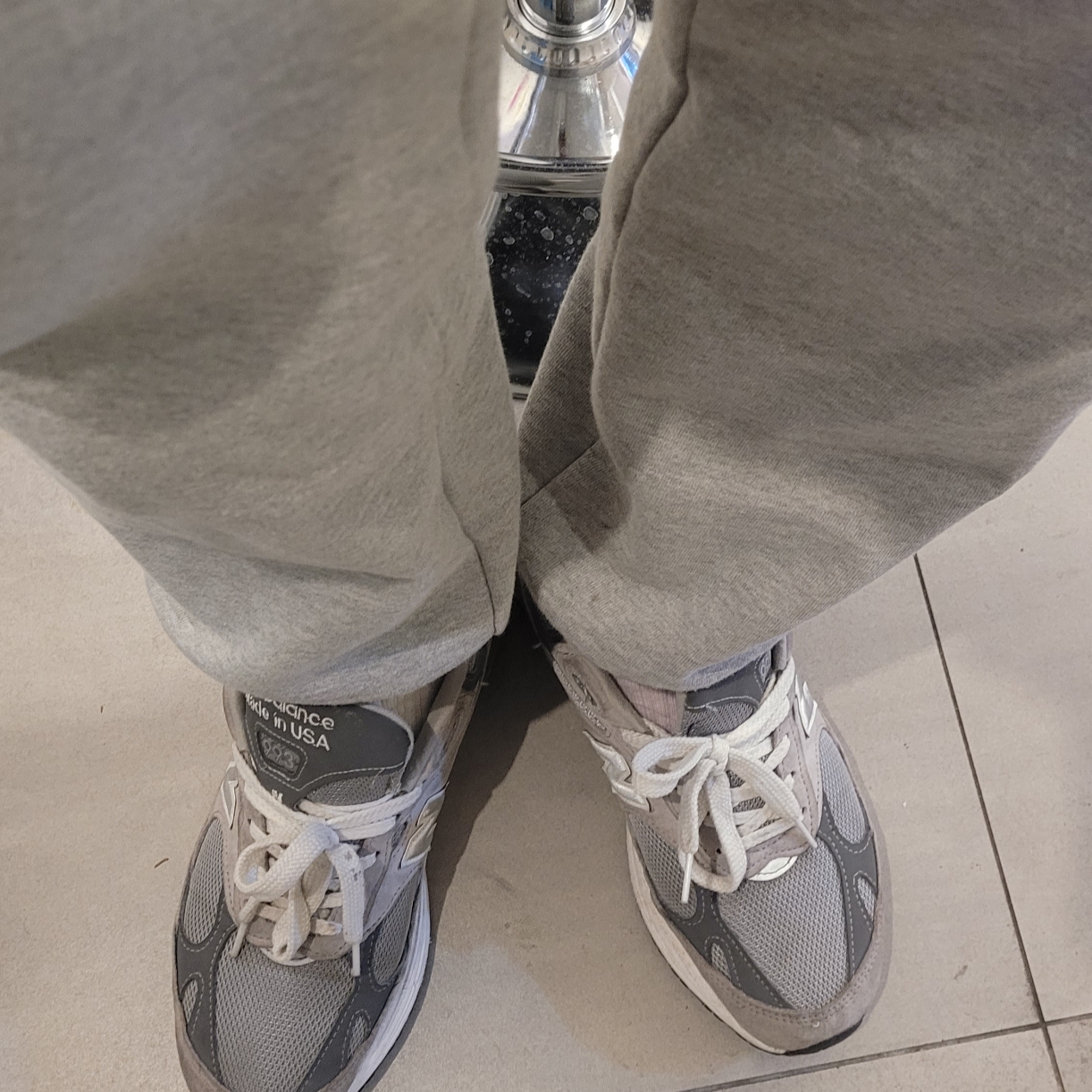 New Balance 993 Made in USA Grey - D Standard 착용 스타일