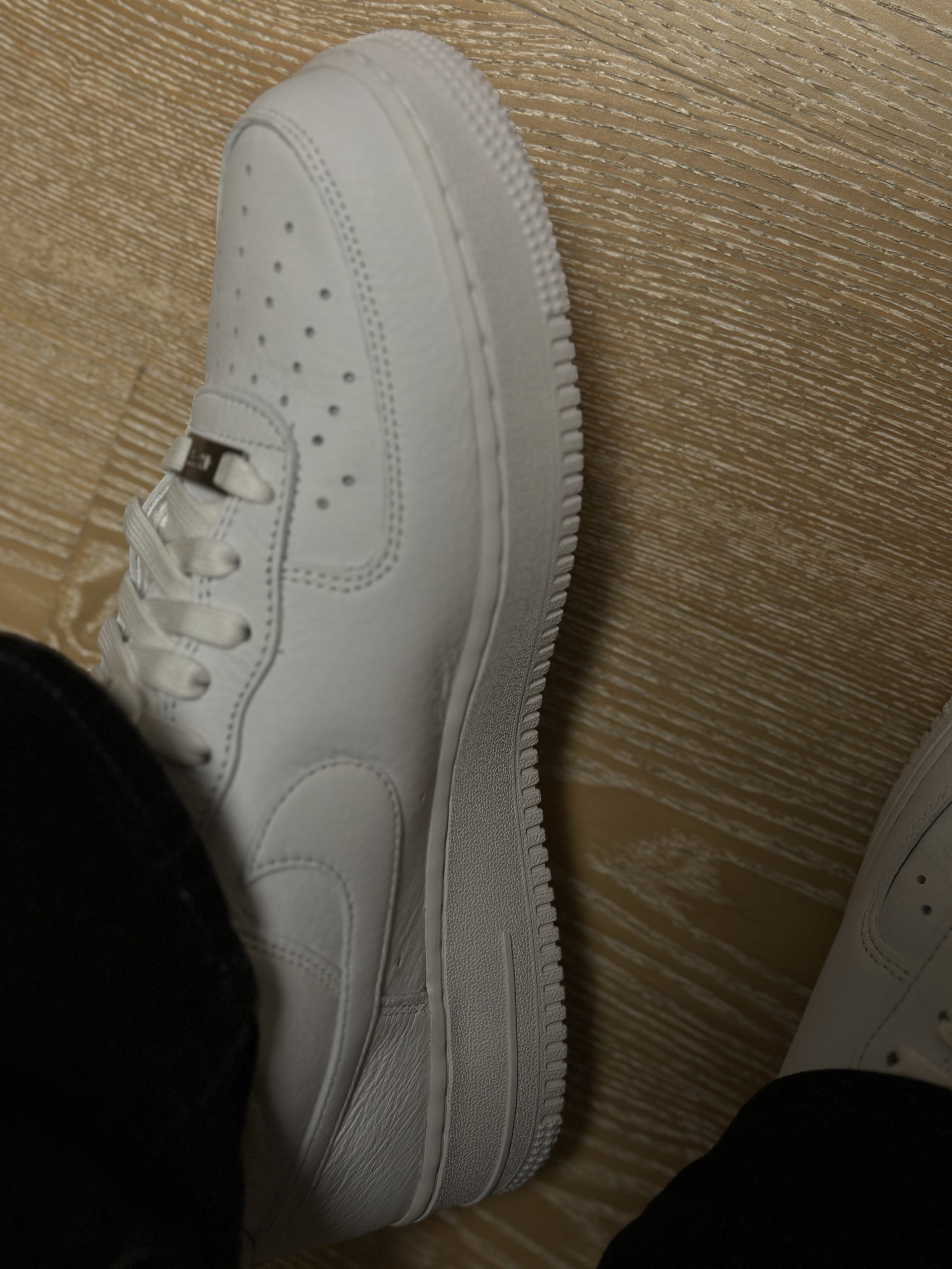 Nike x 1017 Alyx 9SM Air Force 1 Low SP White 착용 스타일 - 2