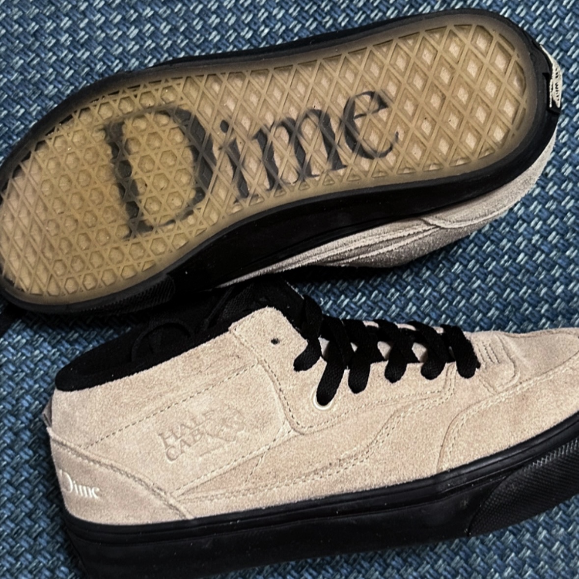 Vans x Dime Skate Half Cab '92 Dime Tan 착용 스타일
