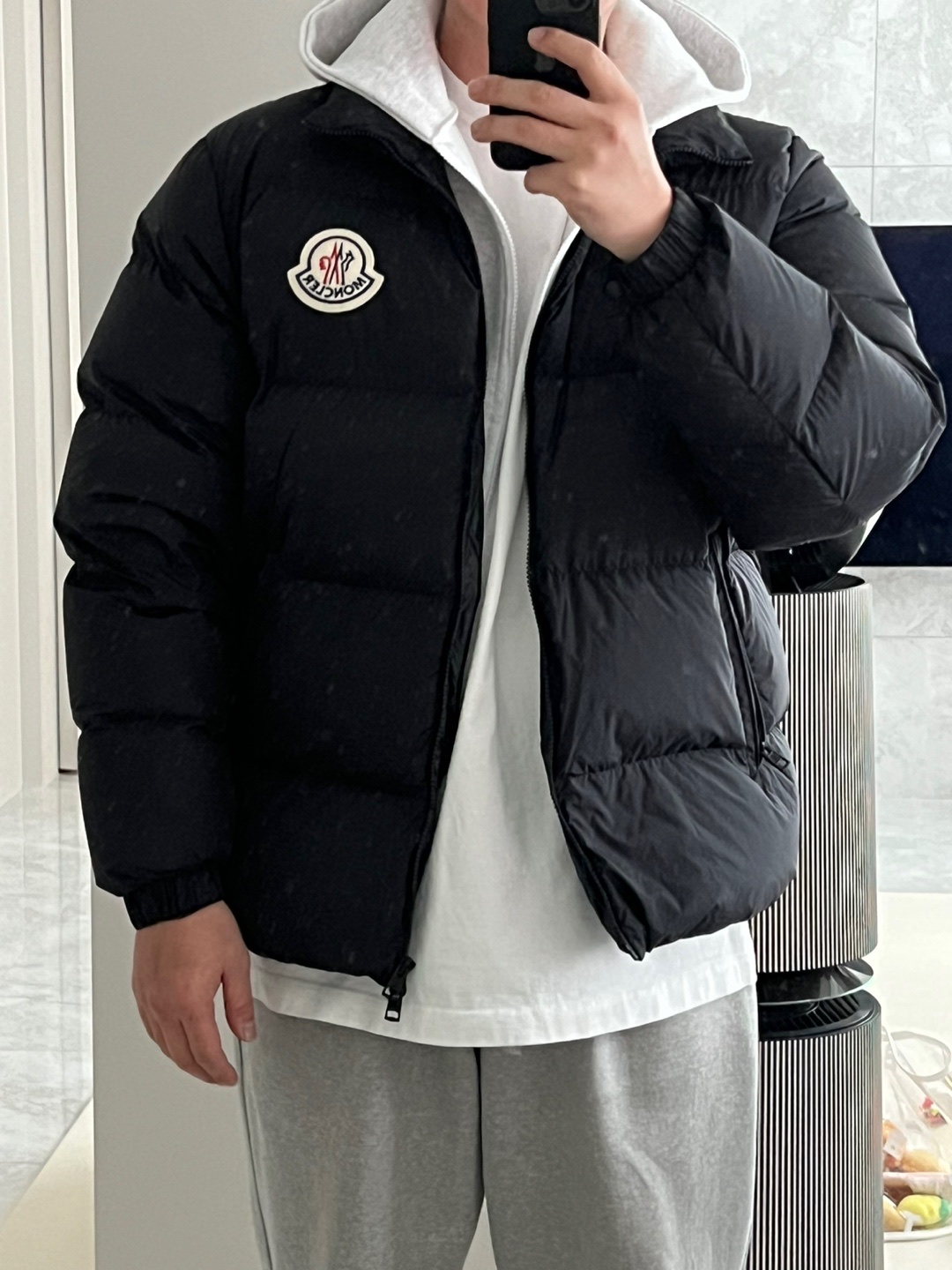 Moncler Citala Short Down Jacket Black - 23FW 착용 스타일