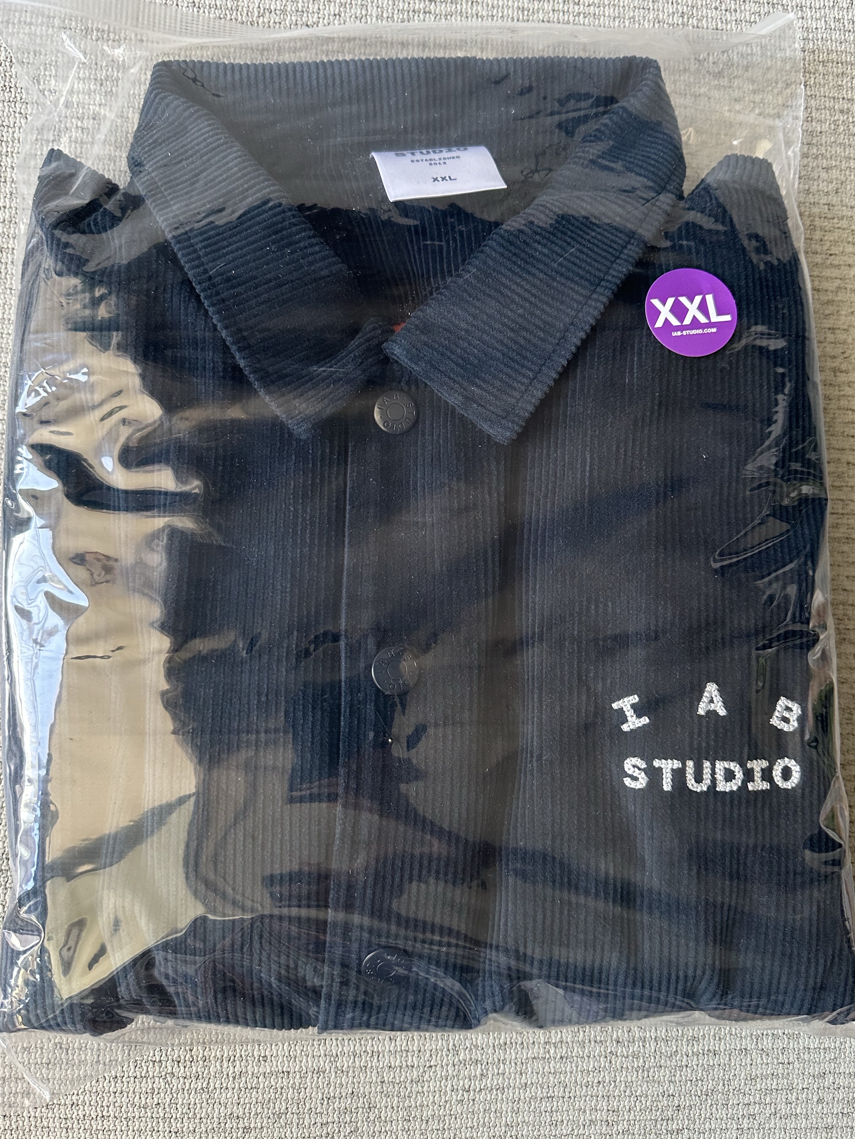 IAB Studio Corduroy Jacket Midnight Blue 착용 스타일