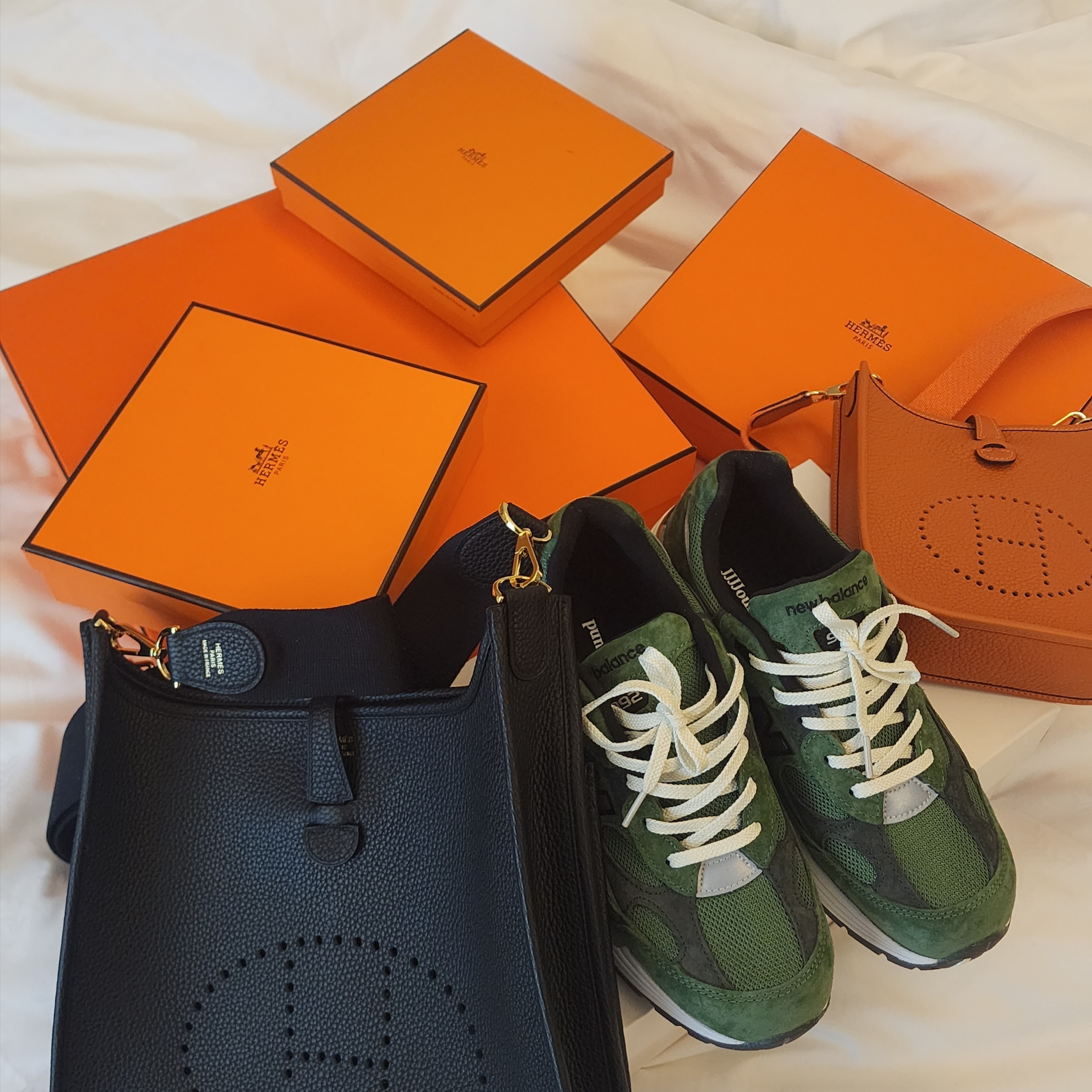 New Balance x JJJJound 992 Made in USA Mossy Green 착용 스타일 - 1