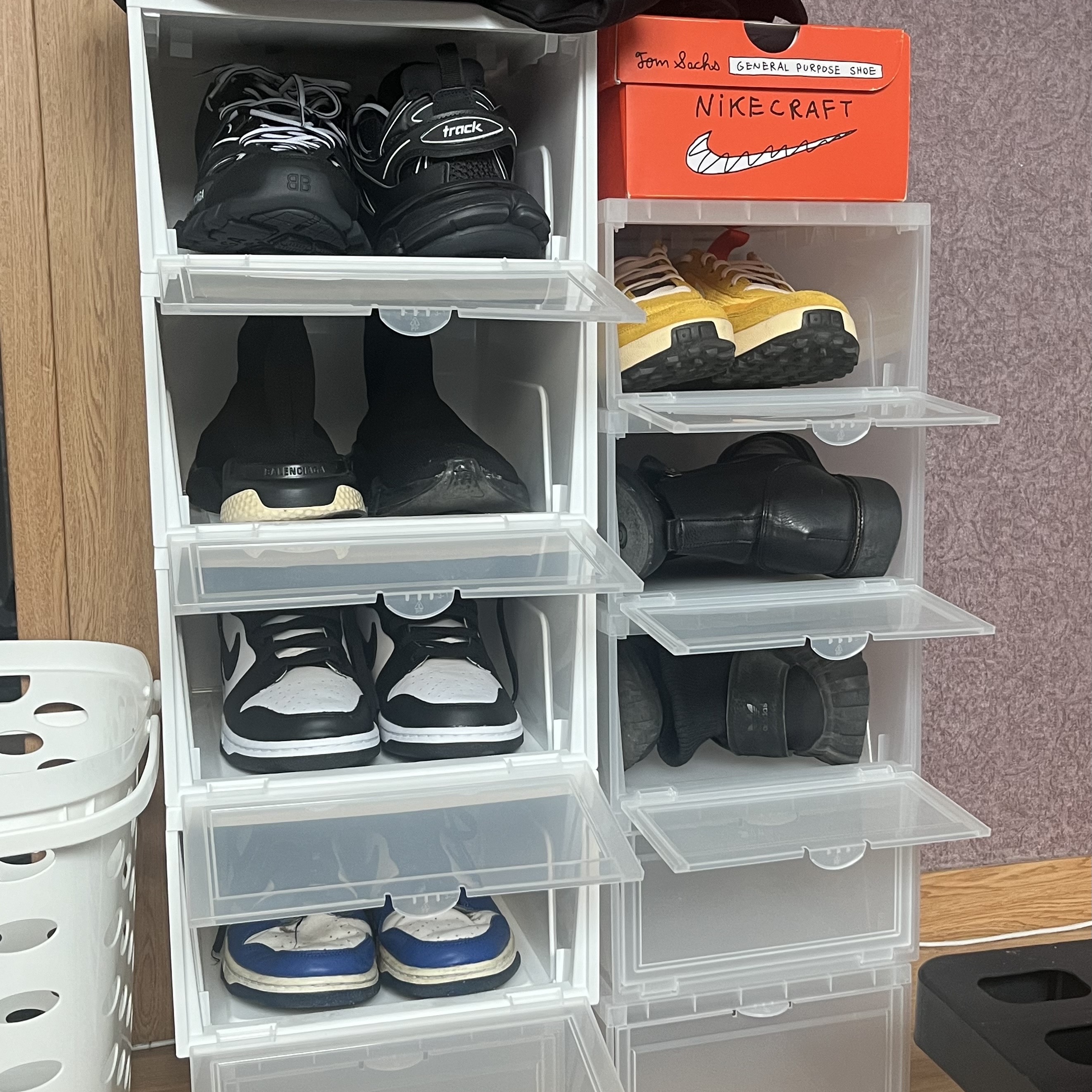 Balenciaga Track Sneakers Black White, Balenciaga Speed Trainer Black White 2021/2022 착용 스타일 - 2
